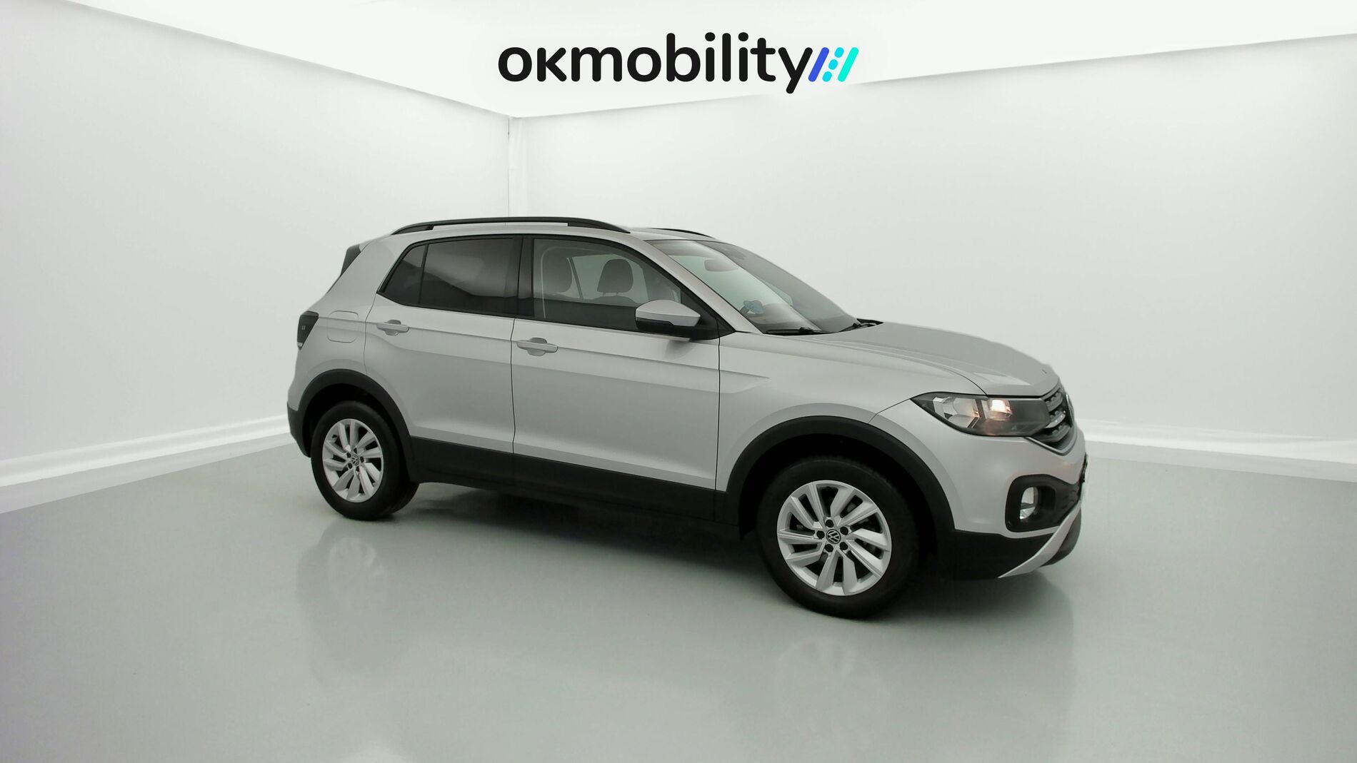 volkswagen t-cross advance 1.0 TSI 95 2022 plata reflex 2