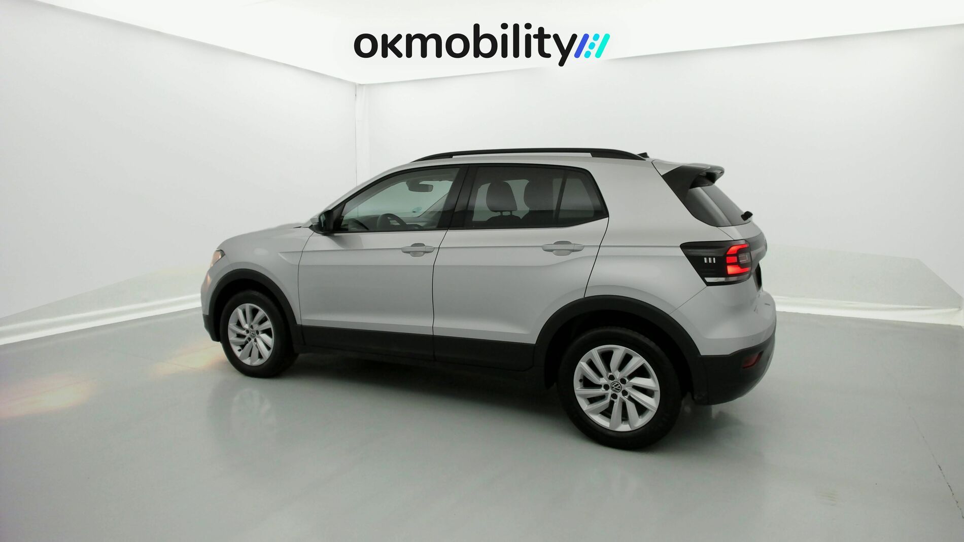 volkswagen t-cross advance 1.0 TSI 95 2022 plata reflex 8