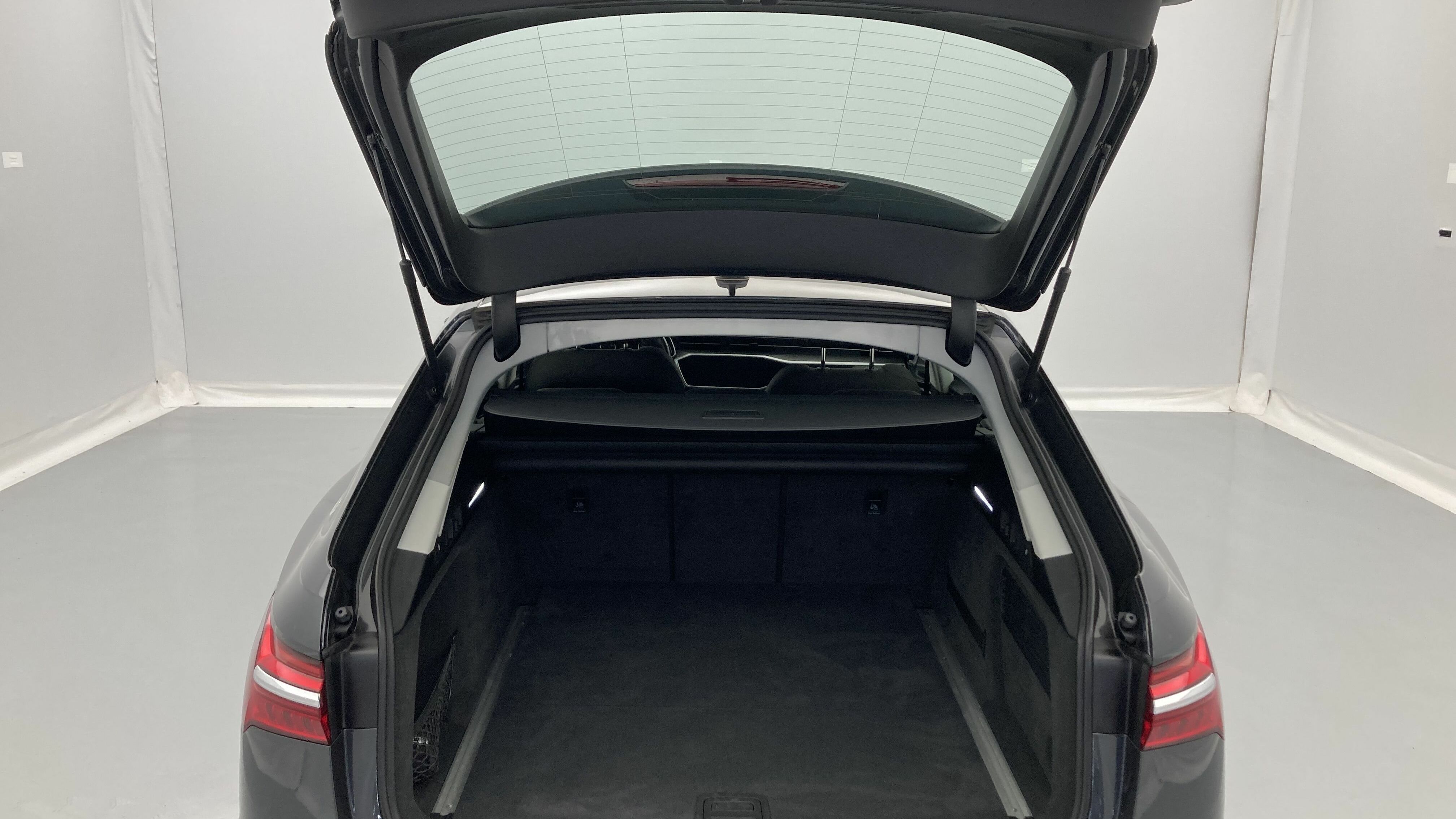 audi a6 avant sport 40 TDI 204 STRONIC 2022 manhattangrau metallic 17