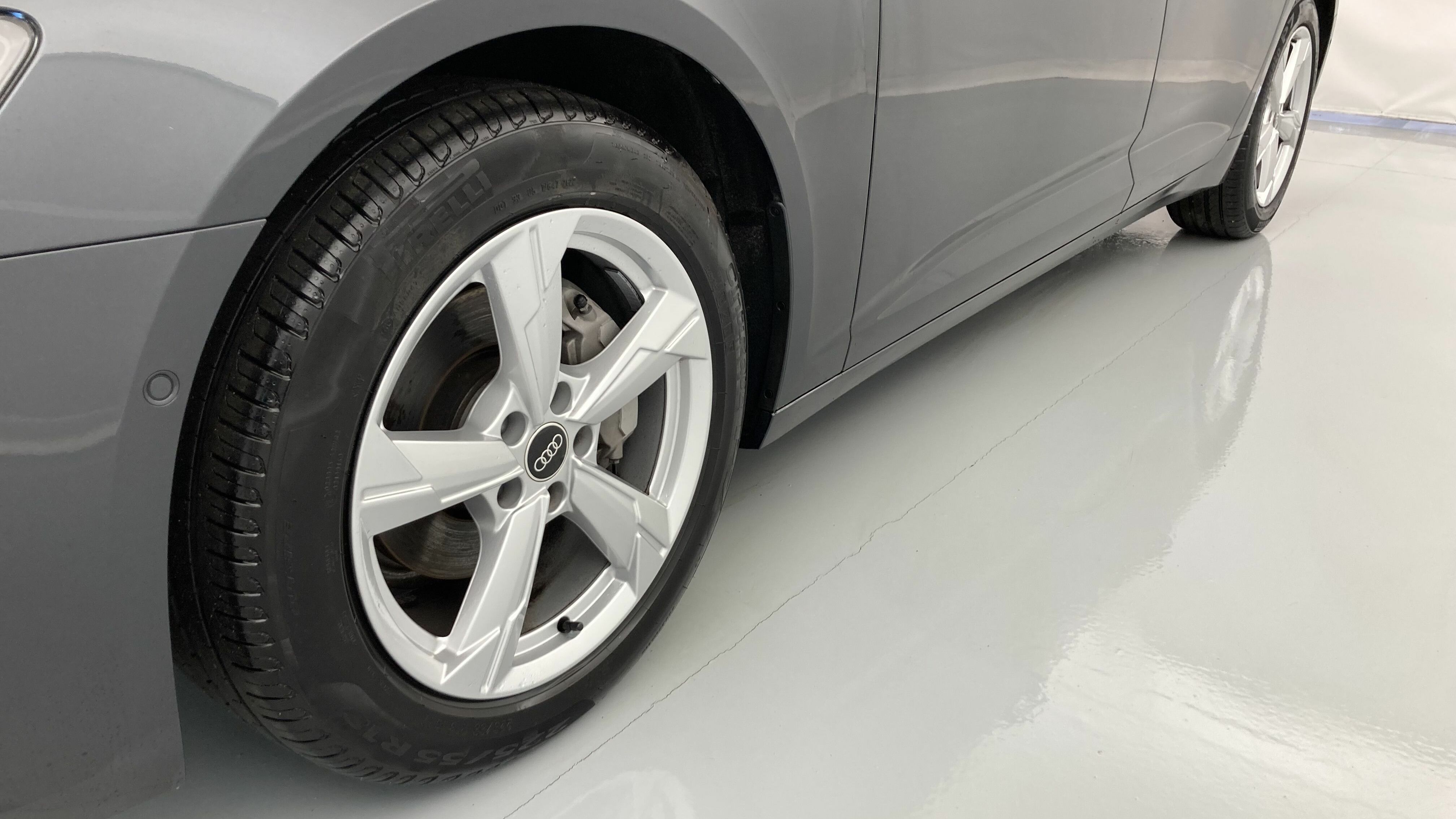 audi a6 avant sport 40 TDI 204 STRONIC 2022 manhattangrau metallic 19