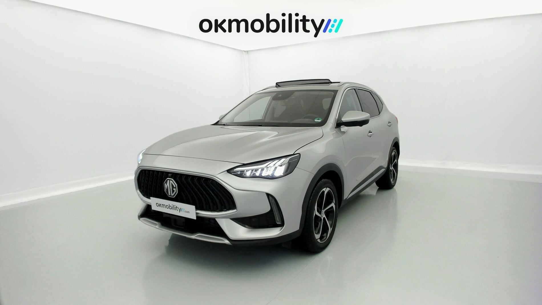 mg hs luxury 1.5 T-GDI 162 AT 2024 medal silver 1