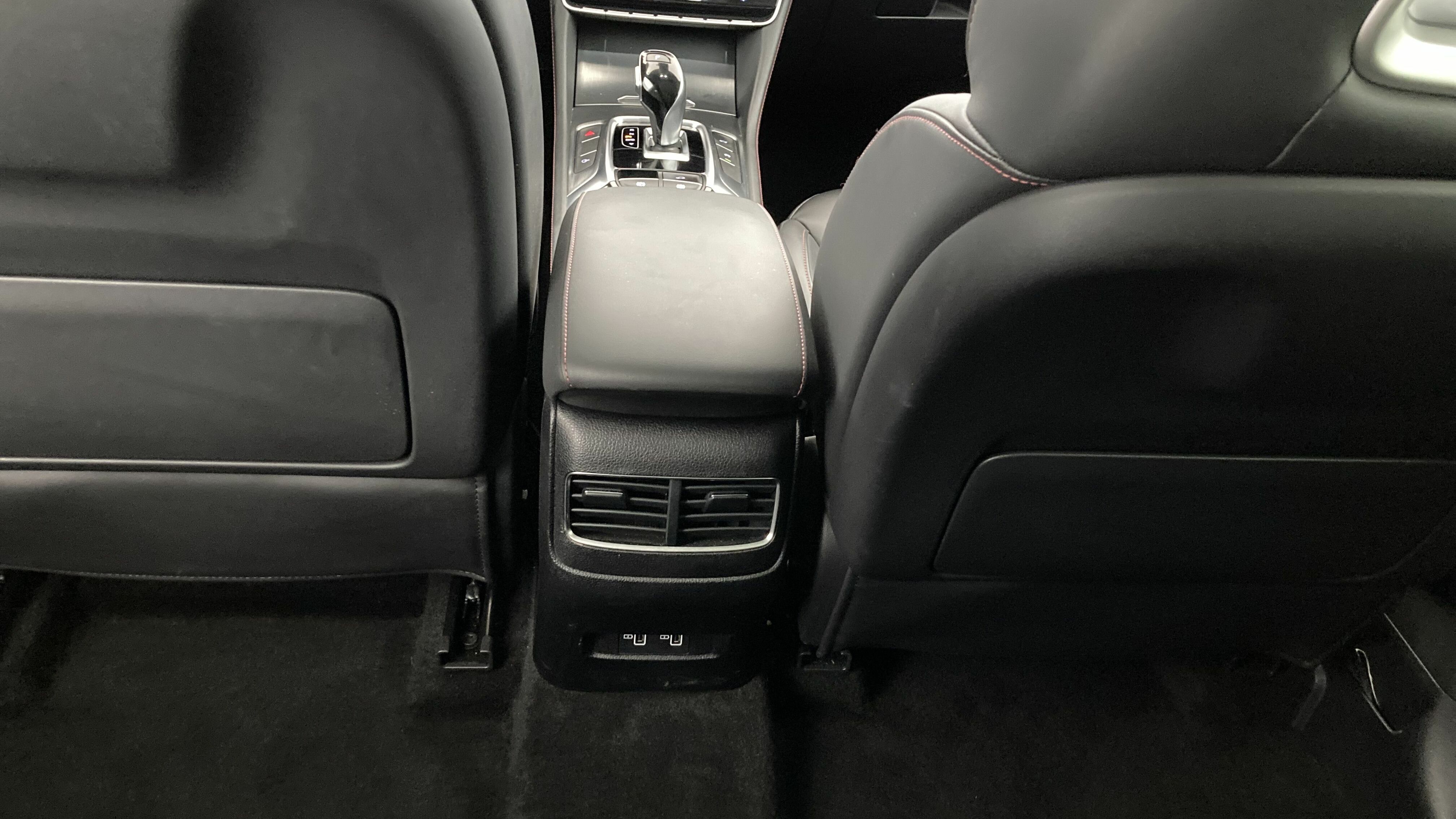 mg hs luxury 1.5 T-GDI 162 AT 2024 medal silver 22