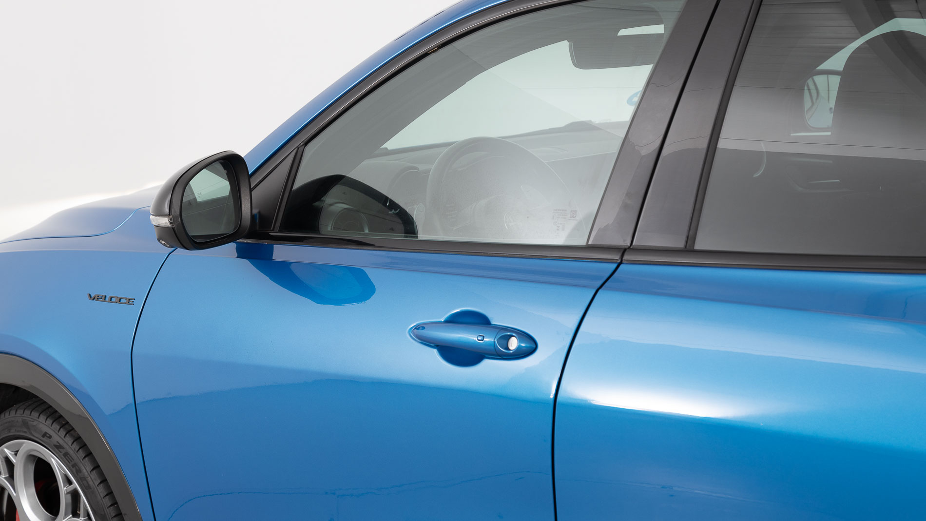 alfa romeo tonale veloce 1.5 MHEV FWD 160 2023 azul misano 38