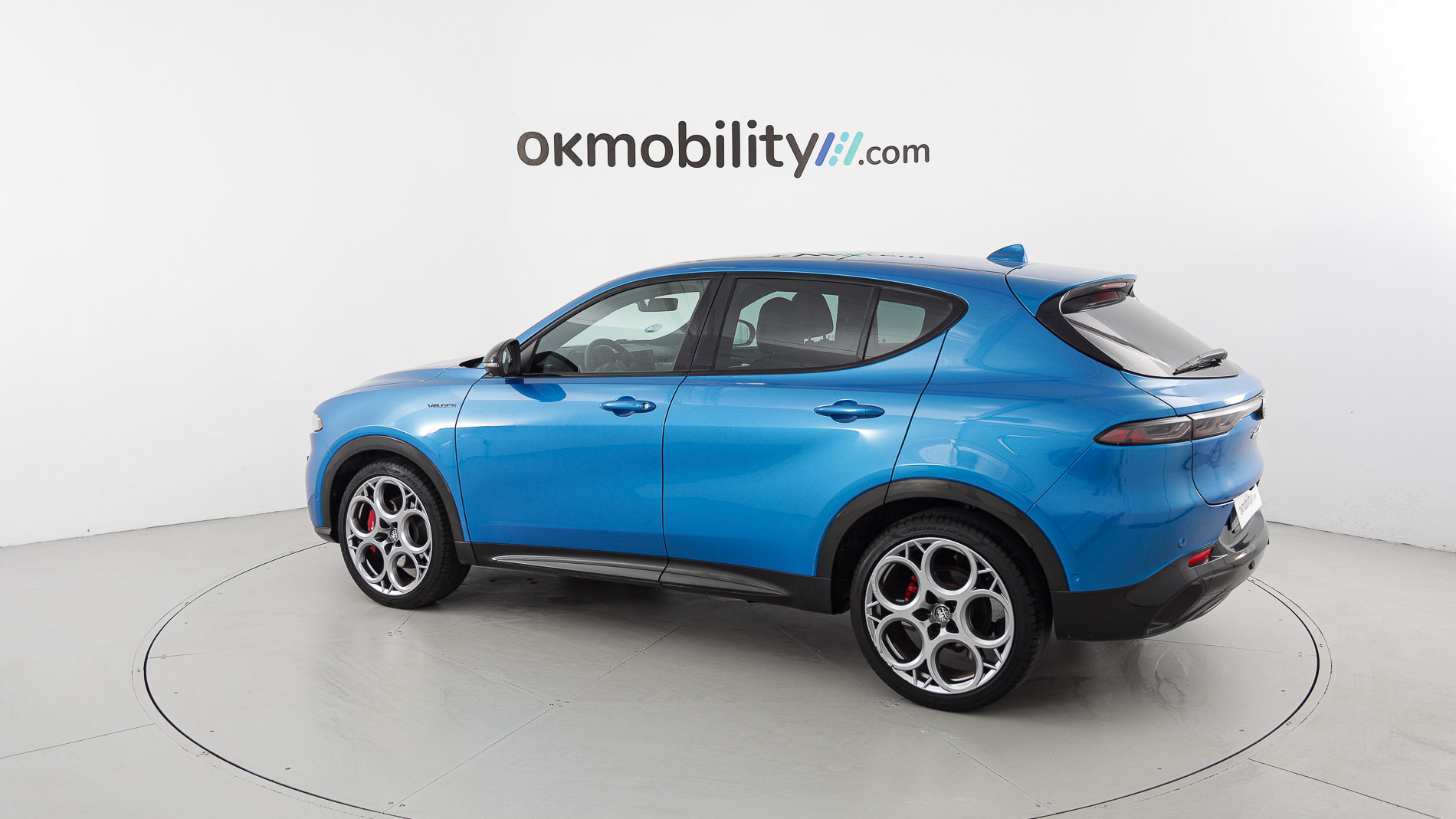 alfa romeo tonale veloce 1.5 MHEV FWD 160 2023 azul misano 8