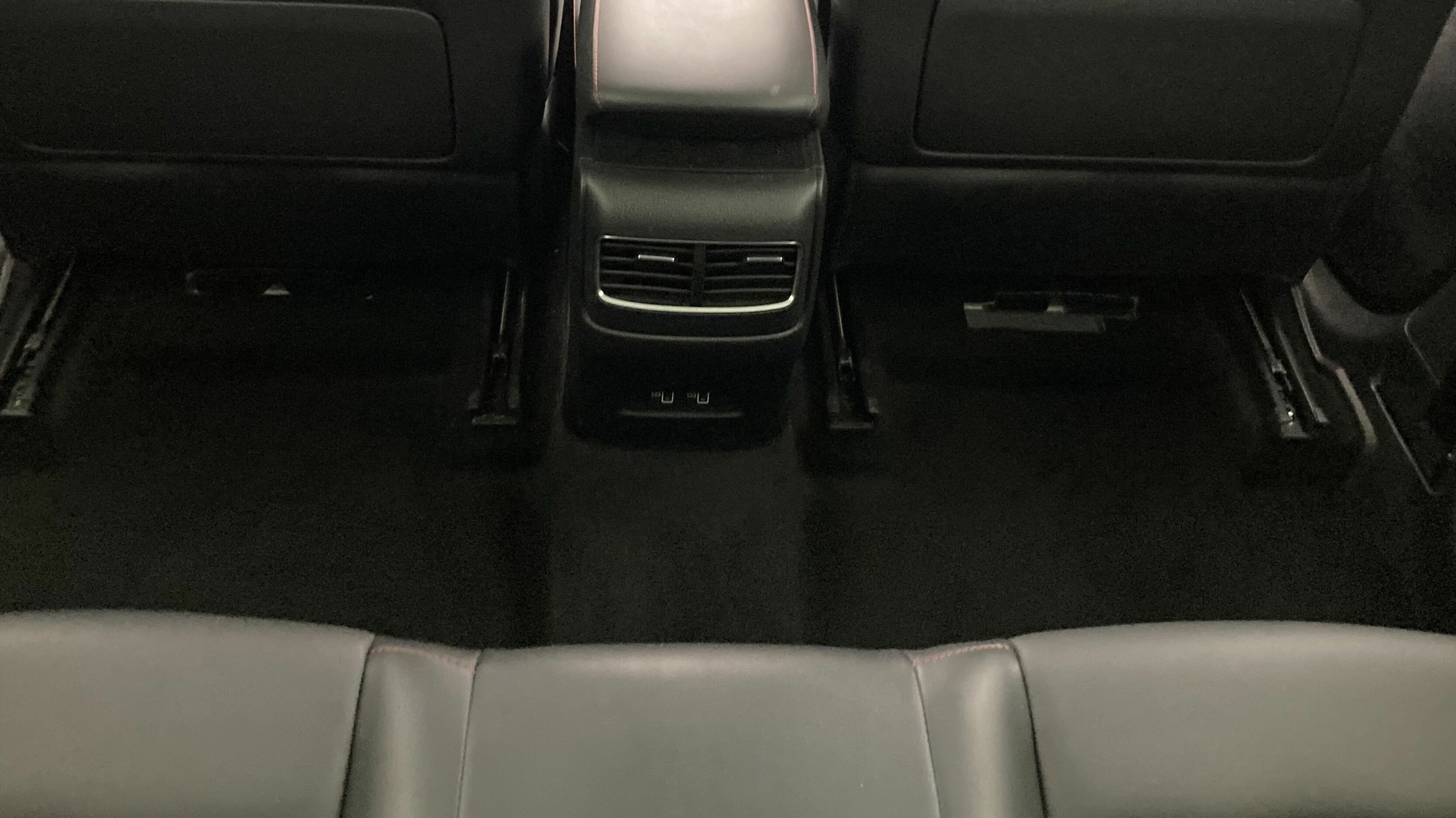 mg hs luxury 1.5 T-GDI 162 AT 2023 medal silver 21