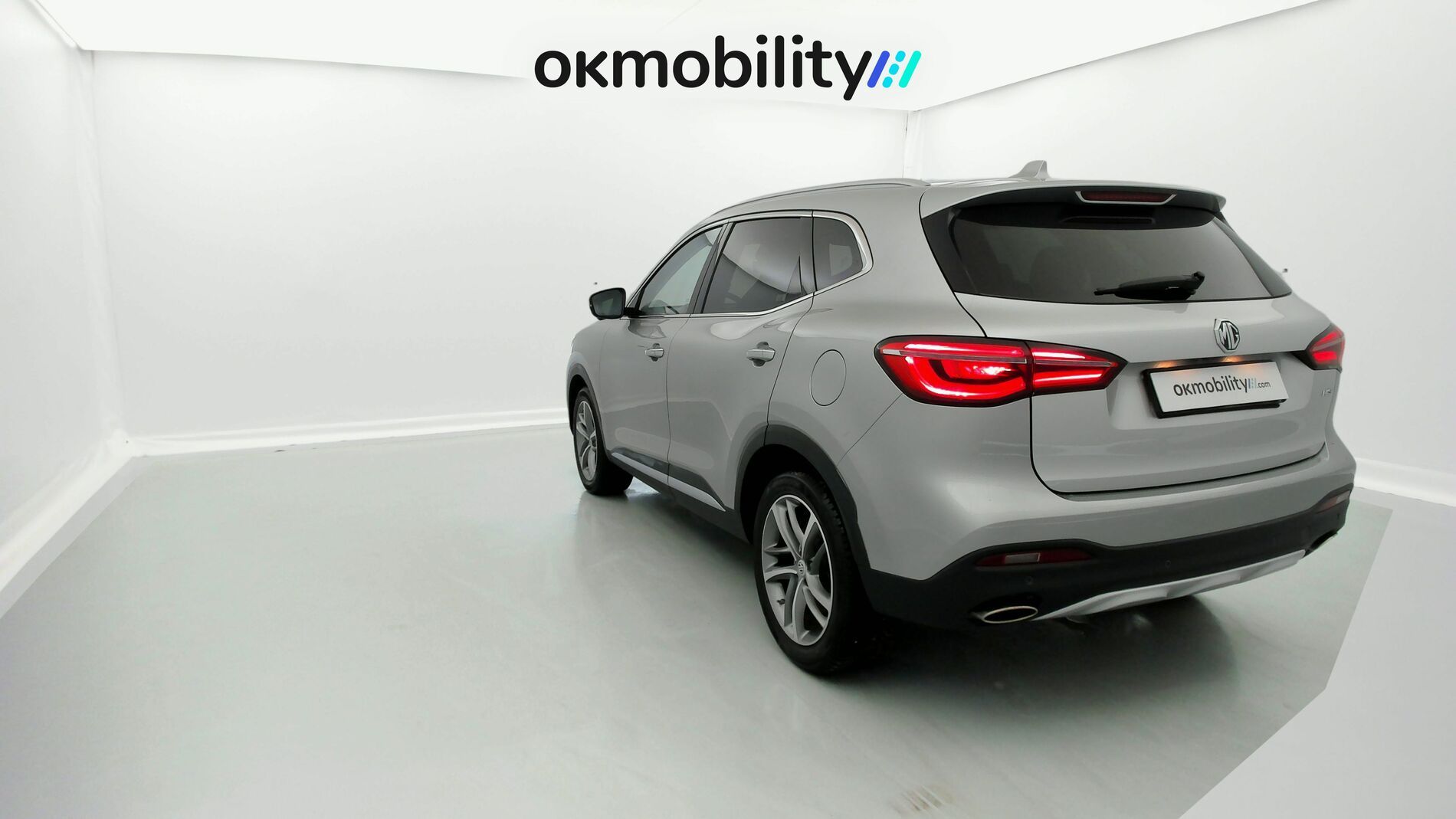 mg hs luxury 1.5 T-GDI 162 AT 2023 medal silver 9