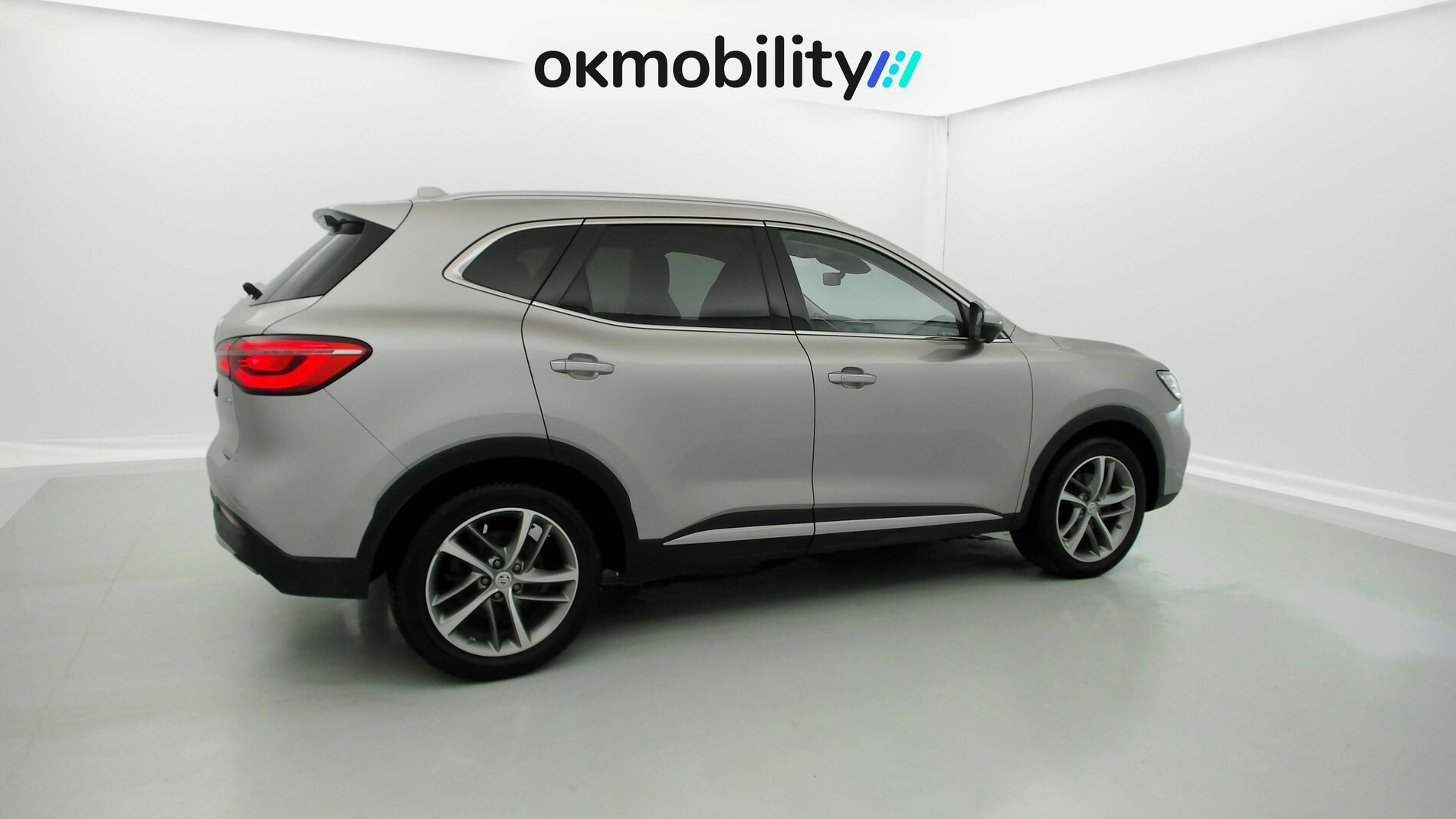 mg hs luxury 1.5 T-GDI 162 AT 2023 medal silver 12