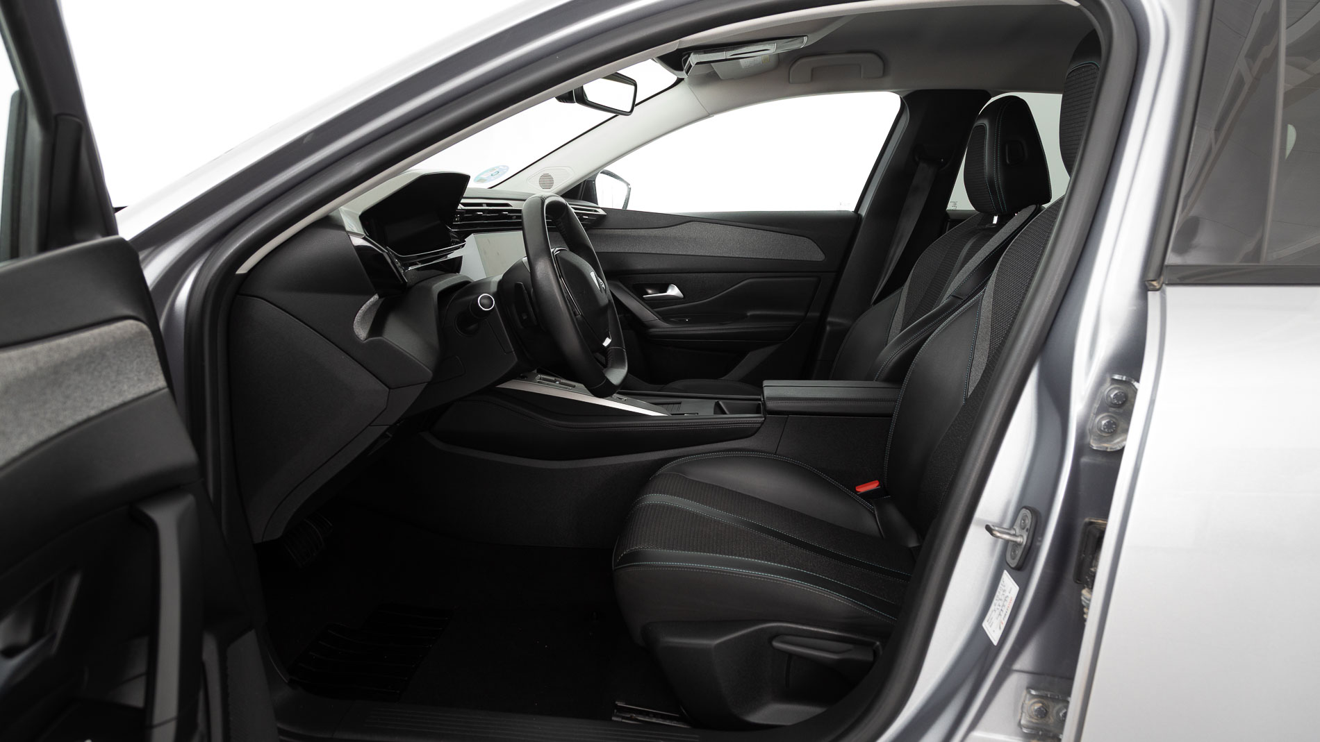 peugeot 308 allure 1.2 PURETECH 130 EAT 2023 gris artense 21