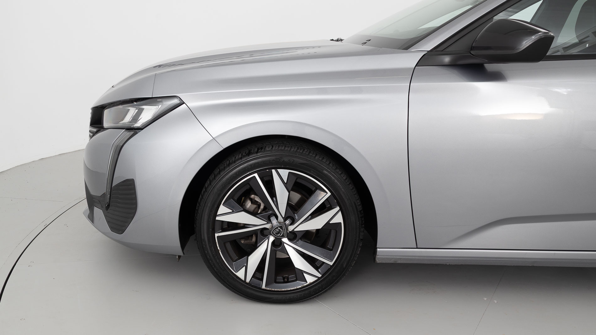 peugeot 308 allure 1.2 PURETECH 130 EAT 2023 gris artense 25