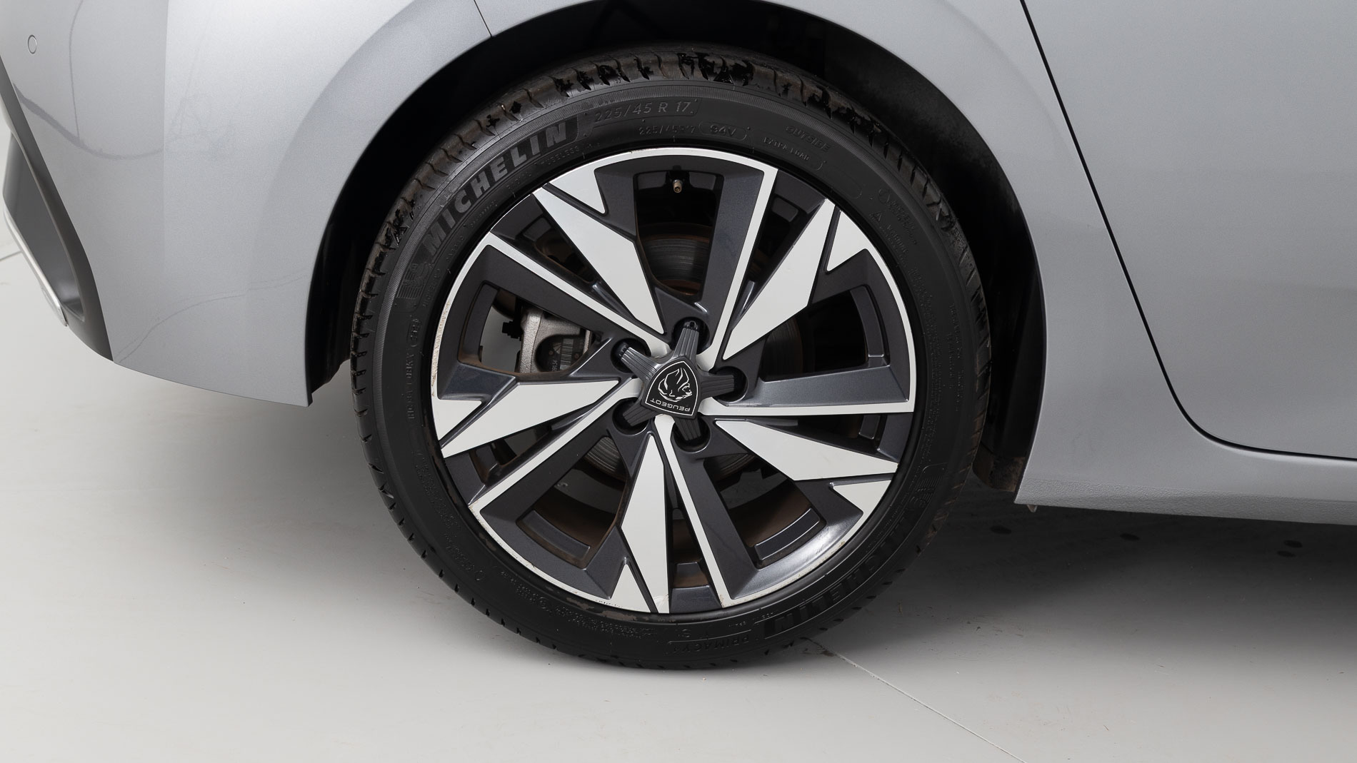 peugeot 308 allure 1.2 PURETECH 130 EAT 2023 gris artense 27