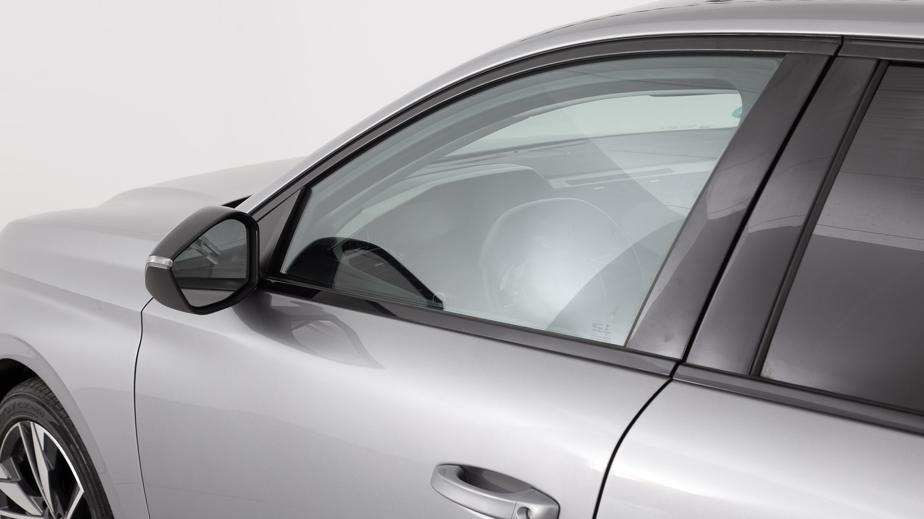 peugeot 308 allure 1.2 PURETECH 130 EAT 2023 gris artense 35