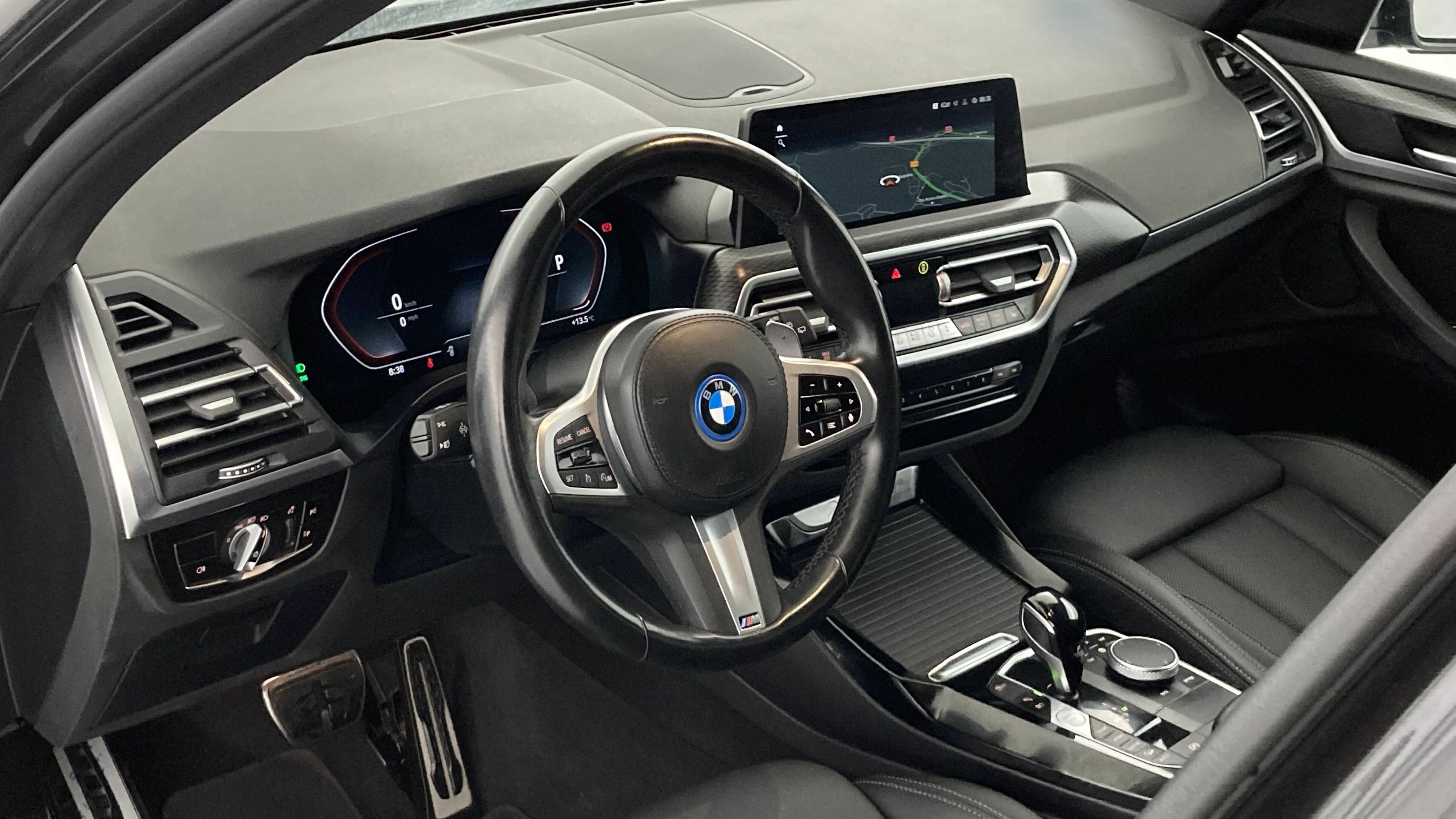 bmw x3 m sport 30E XDRIVE 292 CA 2023 sophistograu efecto de brillo 16