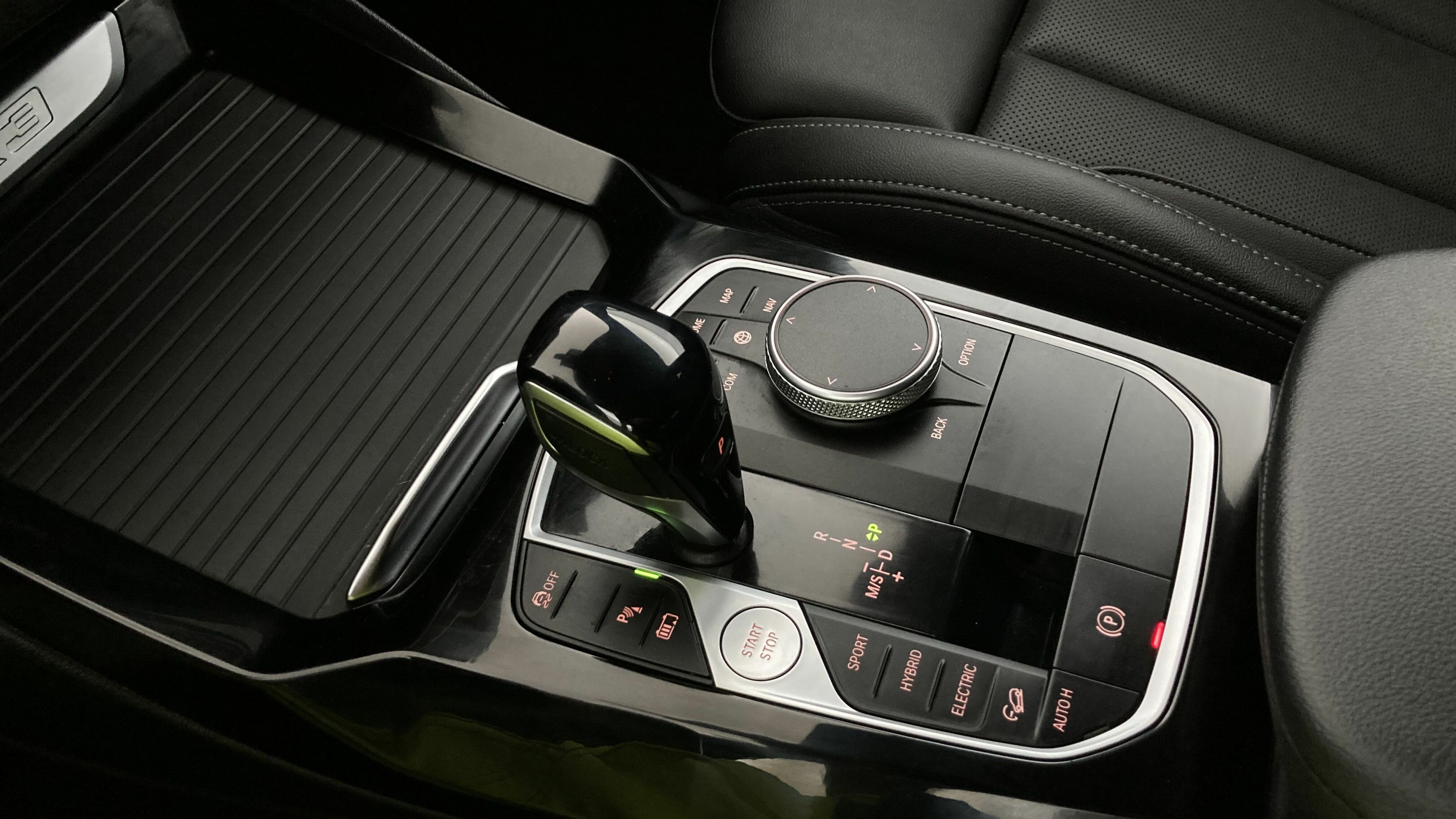 bmw x3 m sport 30E XDRIVE 292 CA 2023 sophistograu efecto de brillo 21