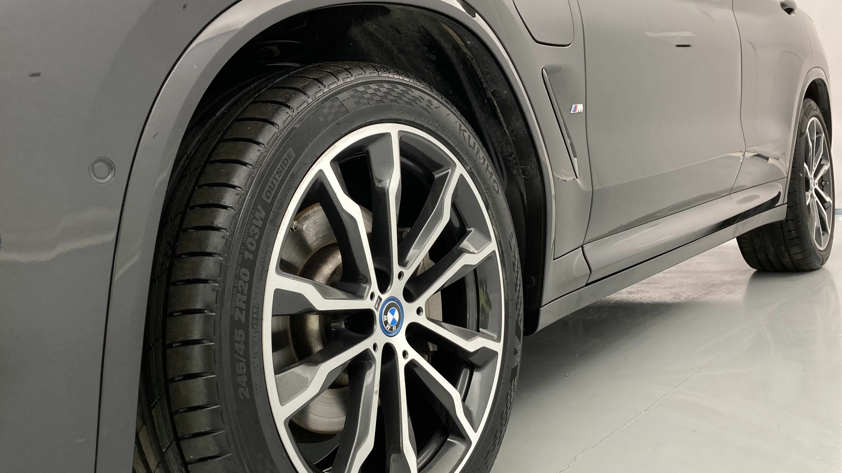 bmw x3 m sport 30E XDRIVE 292 CA 2023 sophistograu efecto de brillo 27