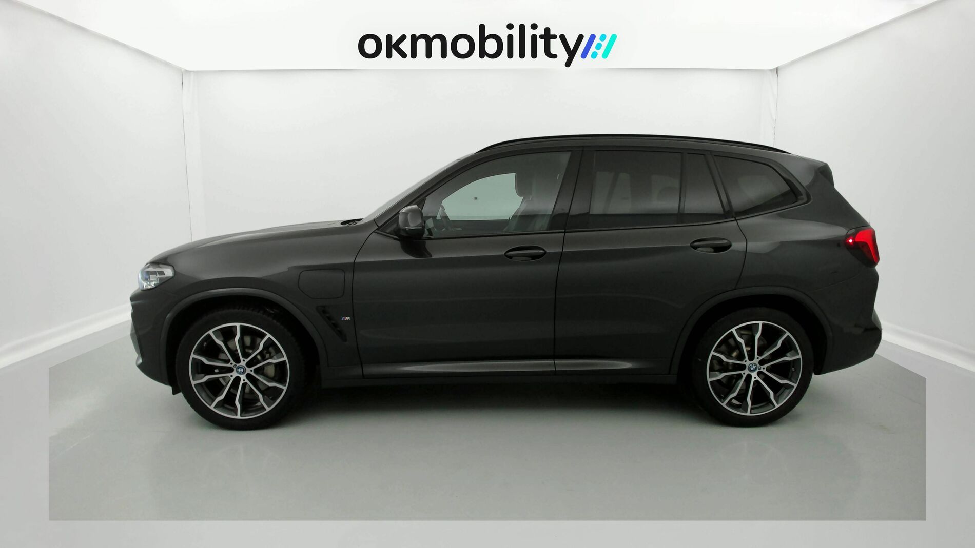 bmw x3 m sport 30E XDRIVE 292 CA 2023 sophistograu efecto de brillo 8