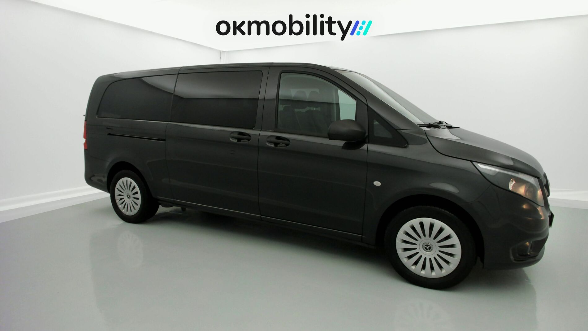 mercedes benz vito combi pro largo 114 CDI 136 G-TRONIC 2022 gris pintura metalizada 2