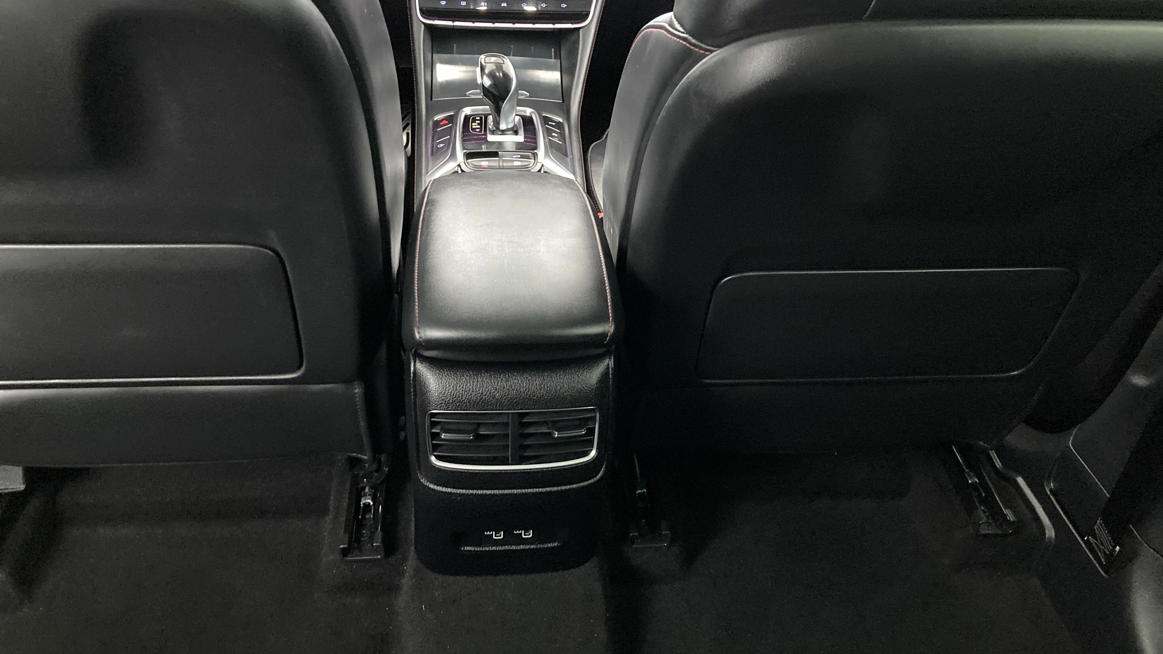 mg hs luxury 1.5 T-GDI 162 AT 2023 diamond red - rsj 23