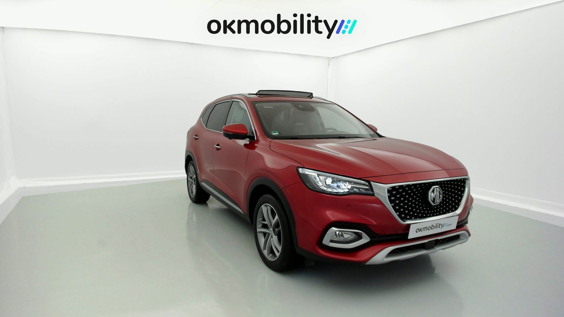 mg hs luxury 1.5 T-GDI 162 AT 2023 diamond red - rsj 3