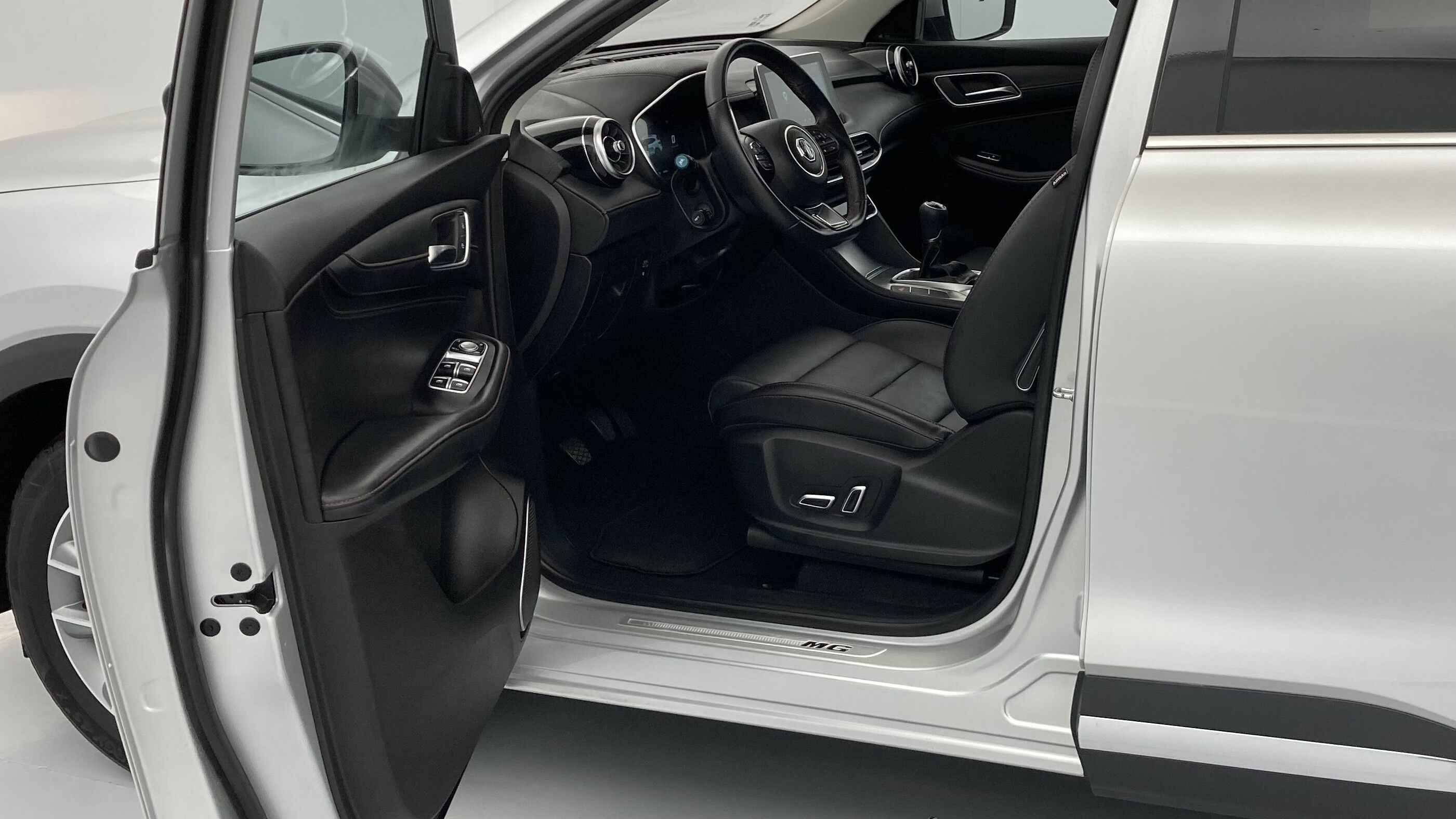 mg hs comfort 1.5 T-GDI 162 2023 medal silver - ssa 13