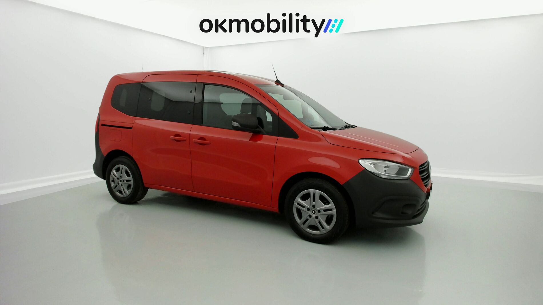 mercedes benz citan m1 tourer largo pro 110 CDI 95 2022 rojo lorandita 2