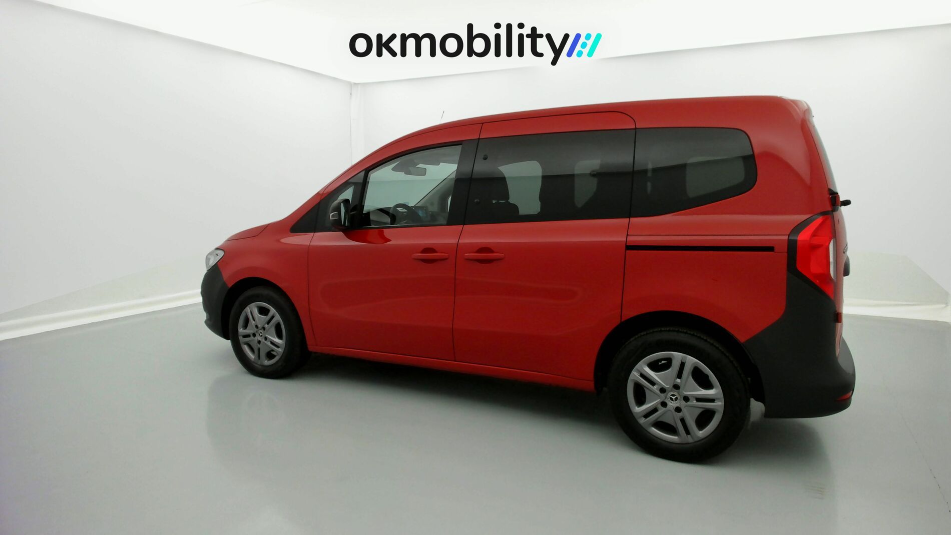 mercedes benz citan m1 tourer largo pro 110 CDI 95 2022 rojo lorandita 8