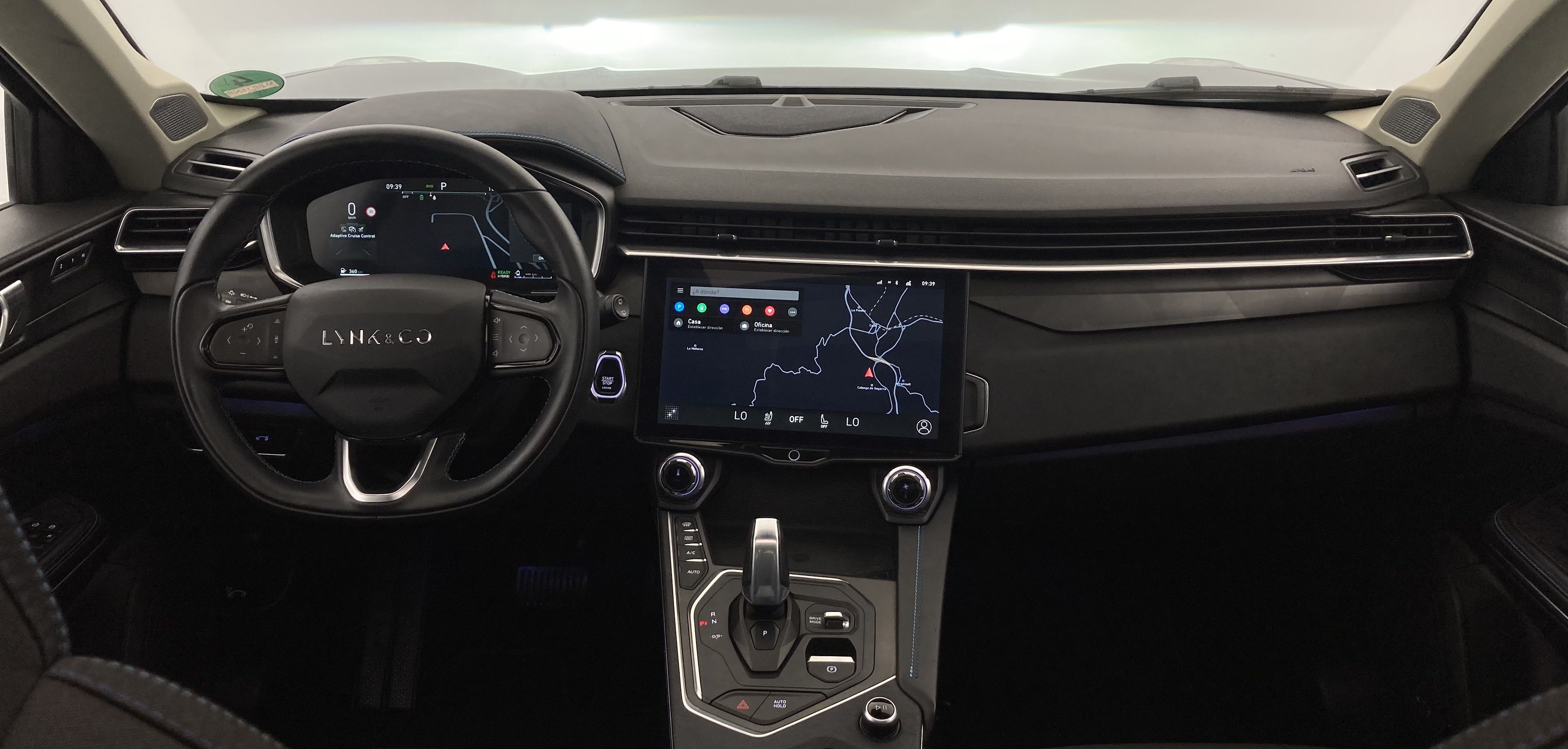 lynk&co 1 nv 1.5 PHEV 261 2022 blue 31