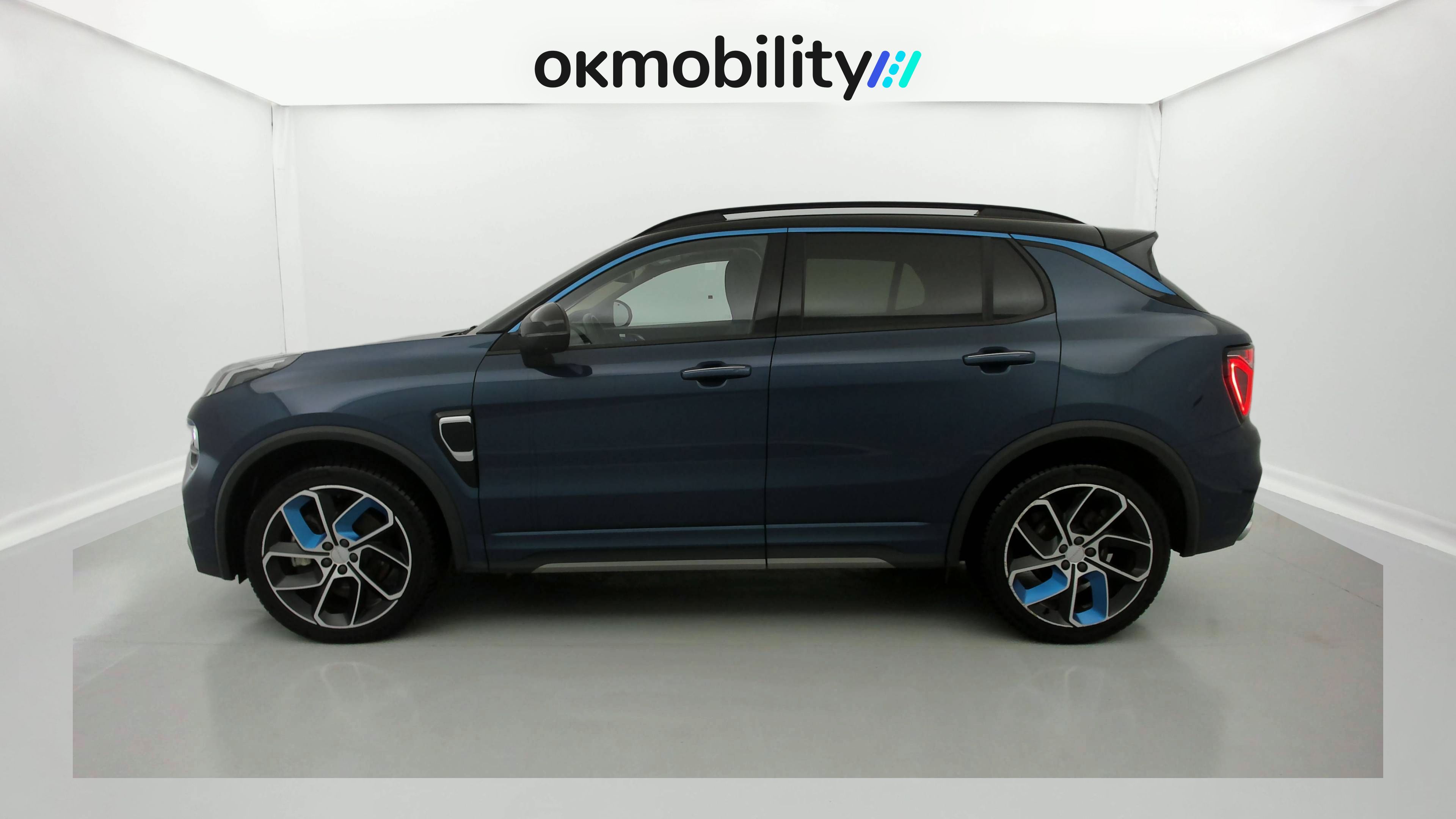 lynk&co 1 nv 1.5 PHEV 261 2022 blue 7