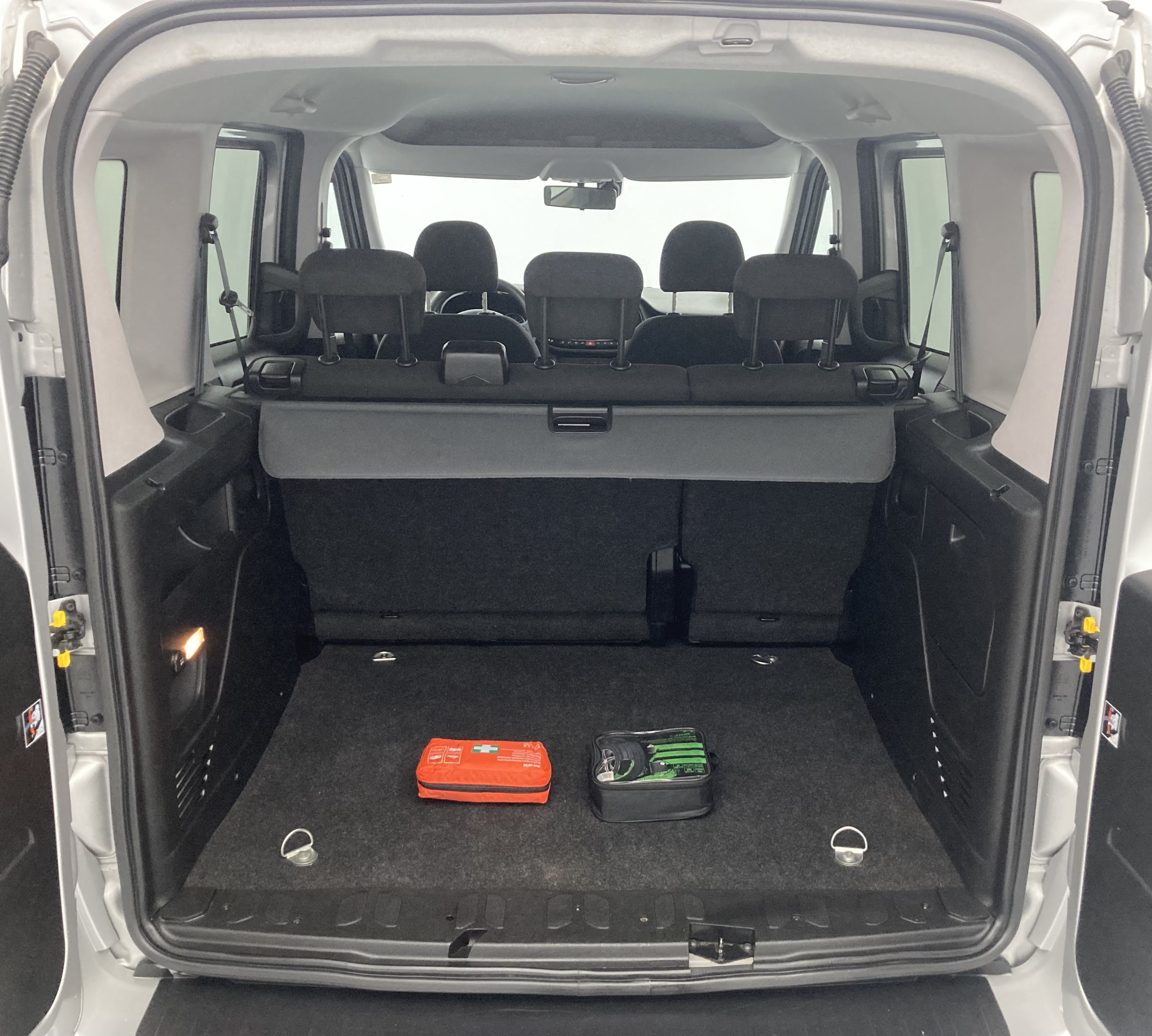 fiat doblo kombi sx n1 l1h1 1.6 MULTIJET 120 2023 gris oscuro 23