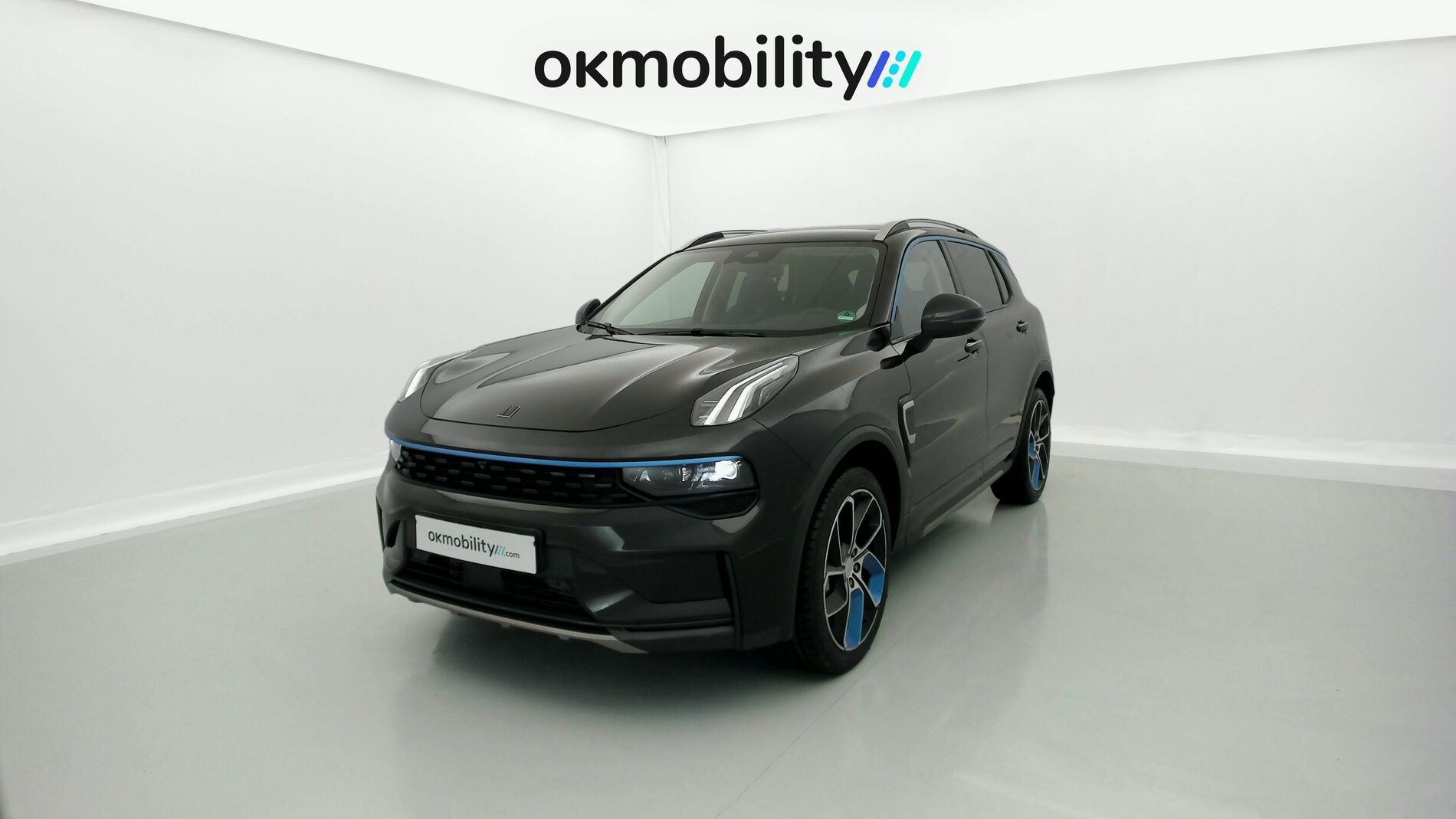 lynk&co 1 nv 1.5 PHEV 261 2022 black 1