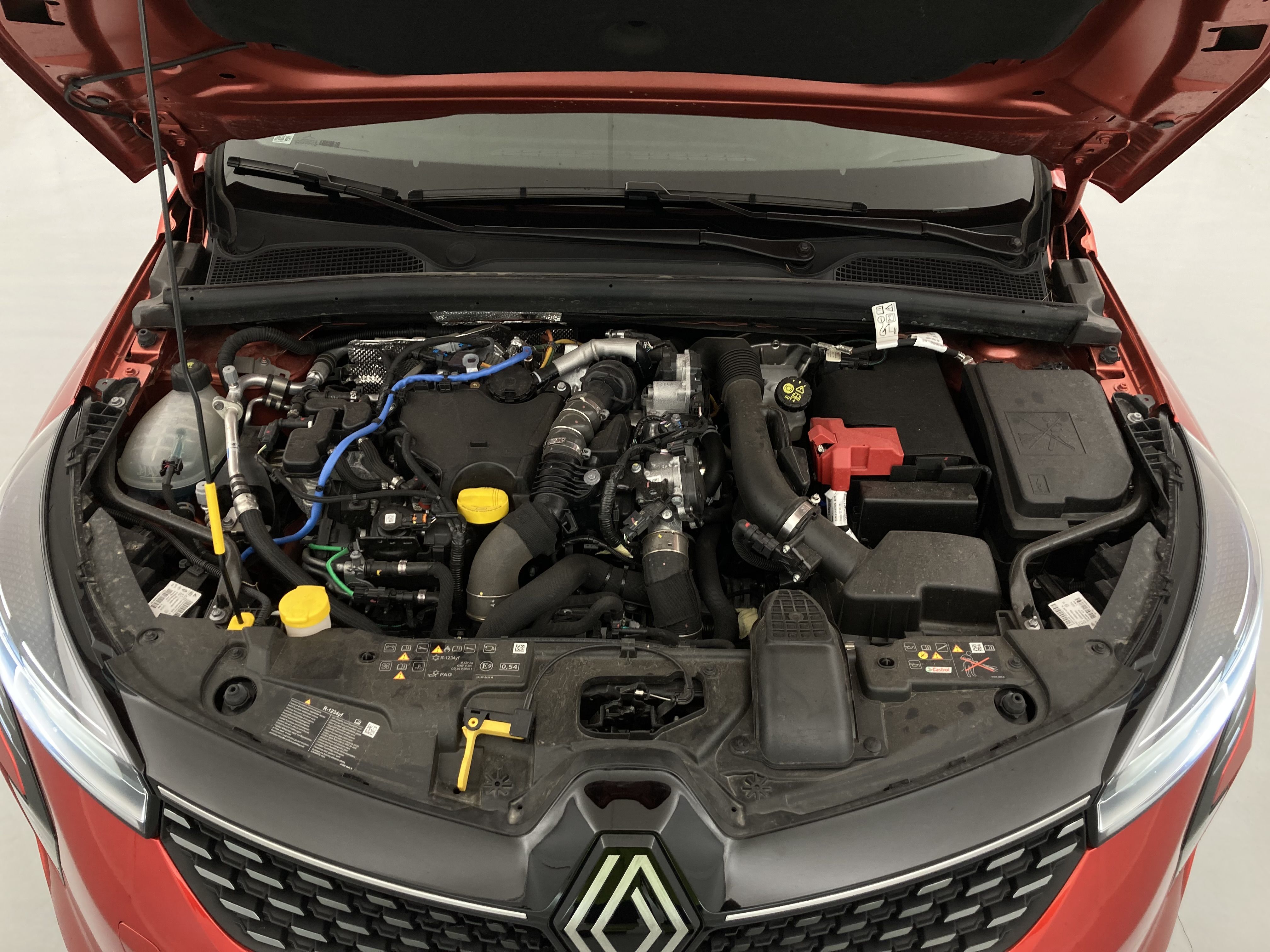 renault clio evolution 1.5 DCI 100 2025 rojo deseo 24