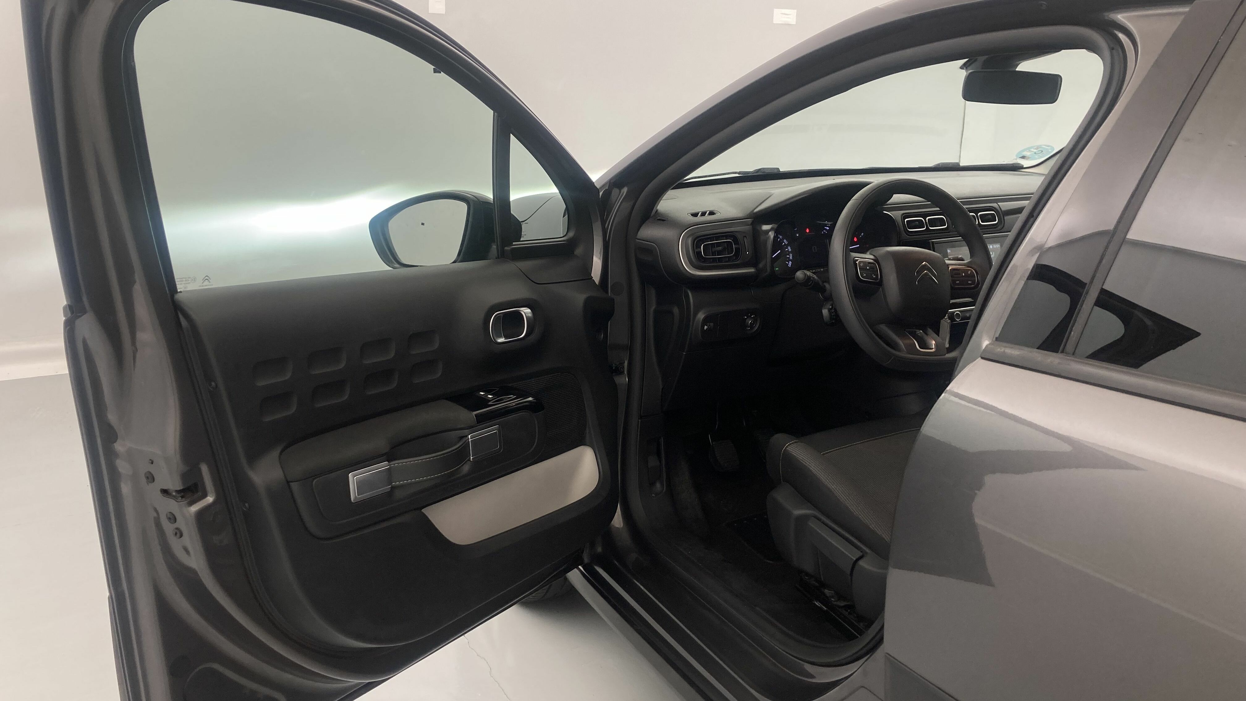 citroen c3 origin max 1.2 PURETECH 83 2024 gris platino / negro 12