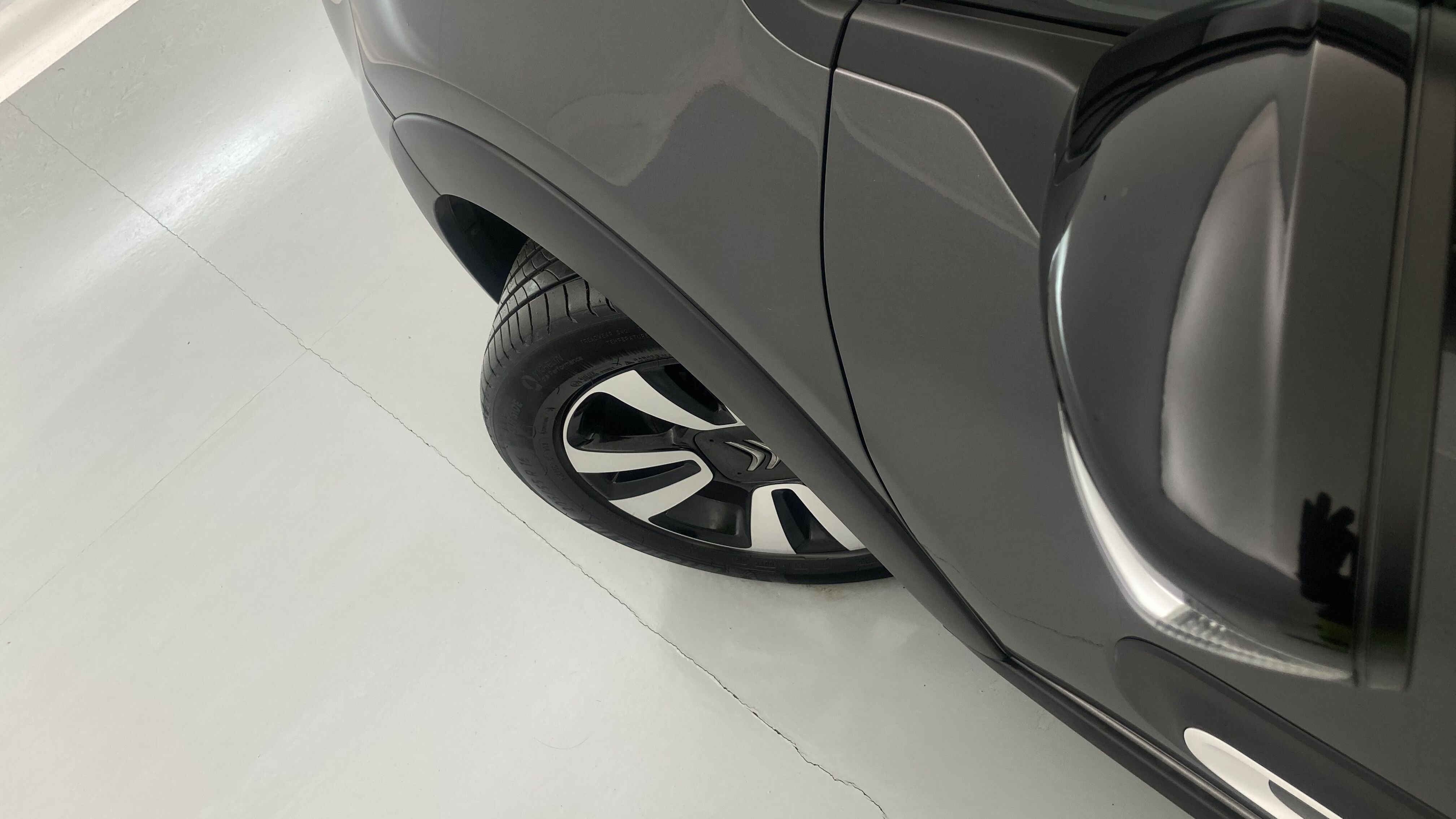 citroen c3 origin max 1.2 PURETECH 83 2024 gris platino / negro 27