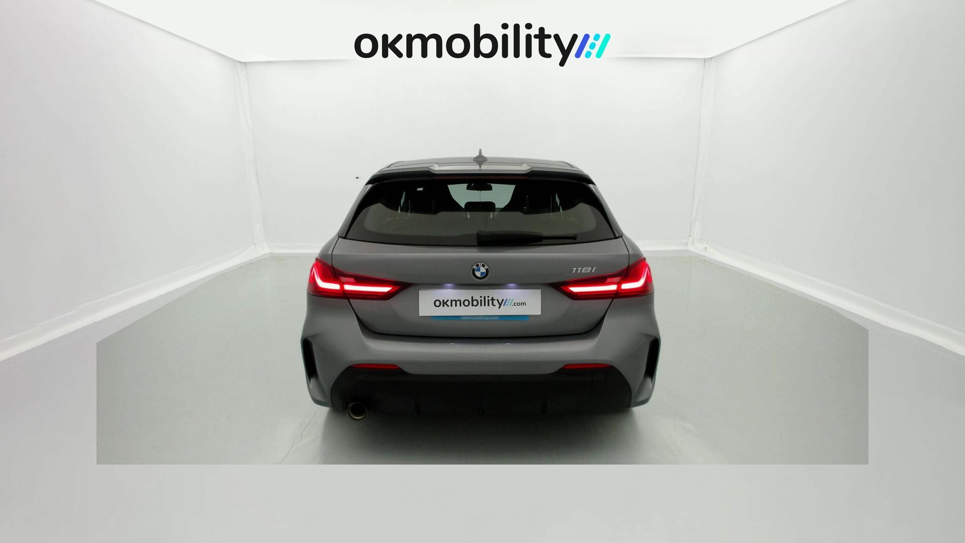 bmw serie 1 m sport colorvision 118I 136 STEPTRONIC 2024 skyscraper grau 11