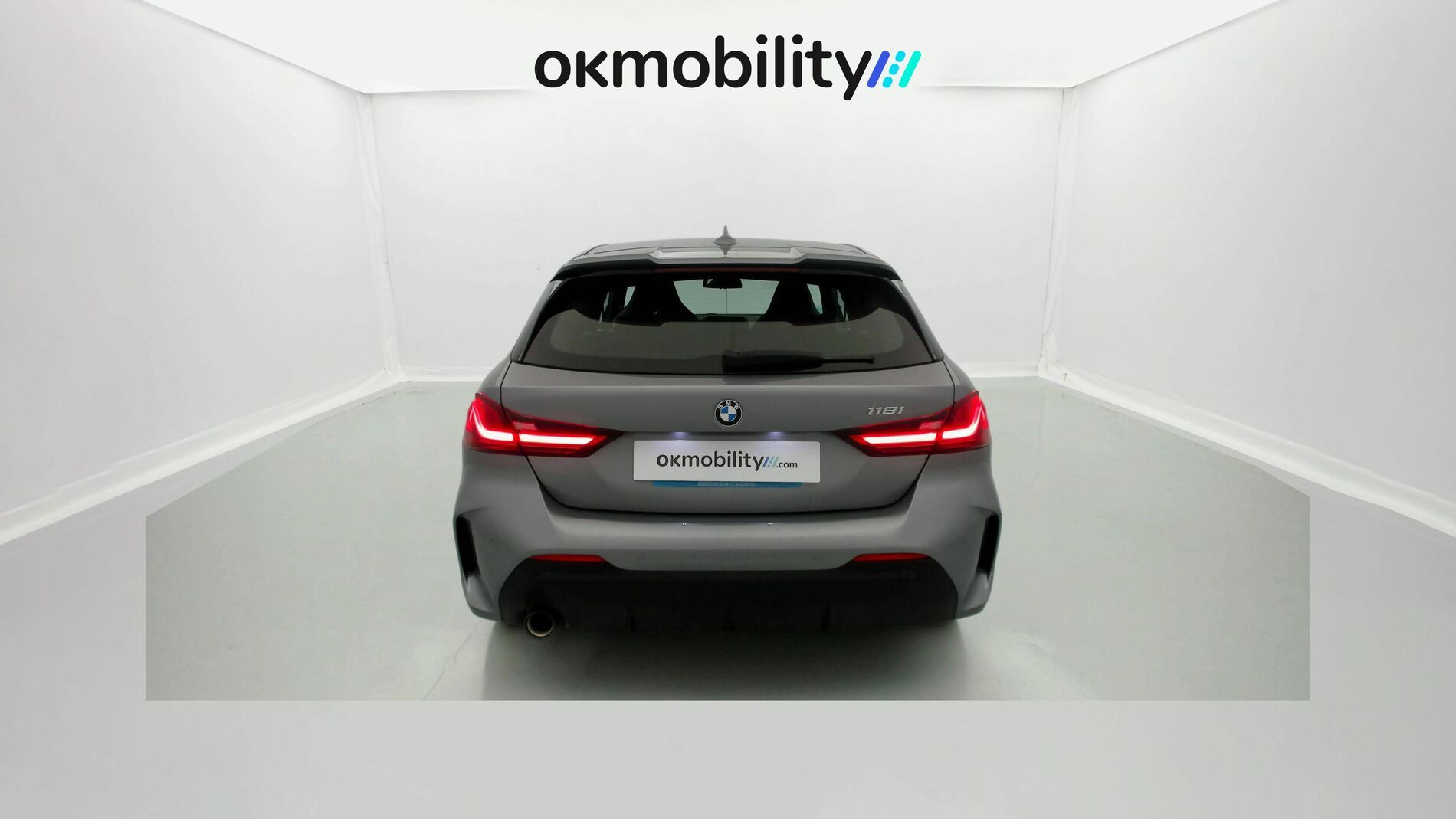 bmw serie 1 m sport colorvision 118I 136 STEPTRONIC 2024 skyscraper grau 11