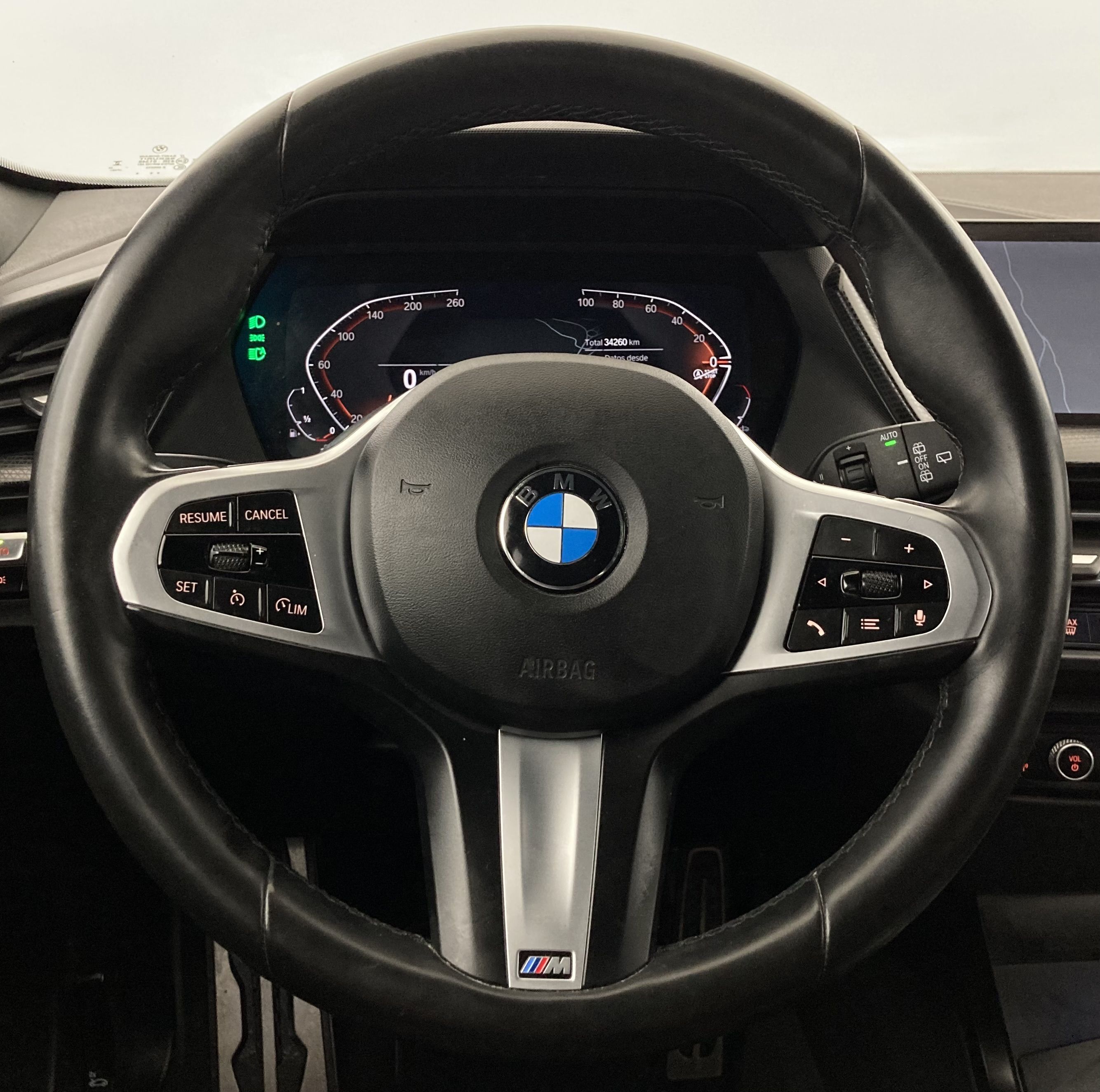 bmw serie 1 m sport colorvision 118I 136 STEPTRONIC 2024 skyscraper grau 17