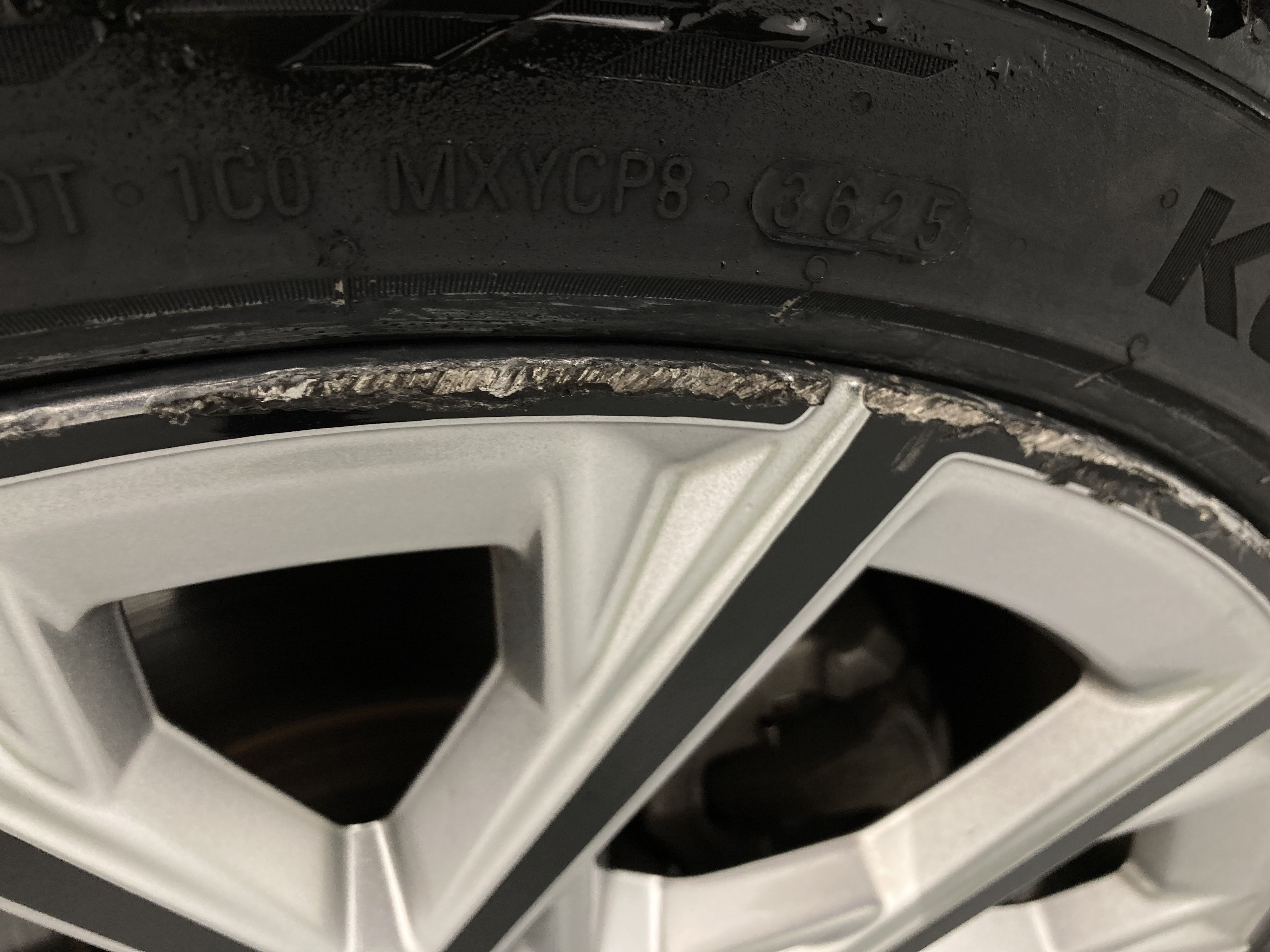 bmw serie 1 m sport colorvision 118I 136 STEPTRONIC 2024 skyscraper grau 20