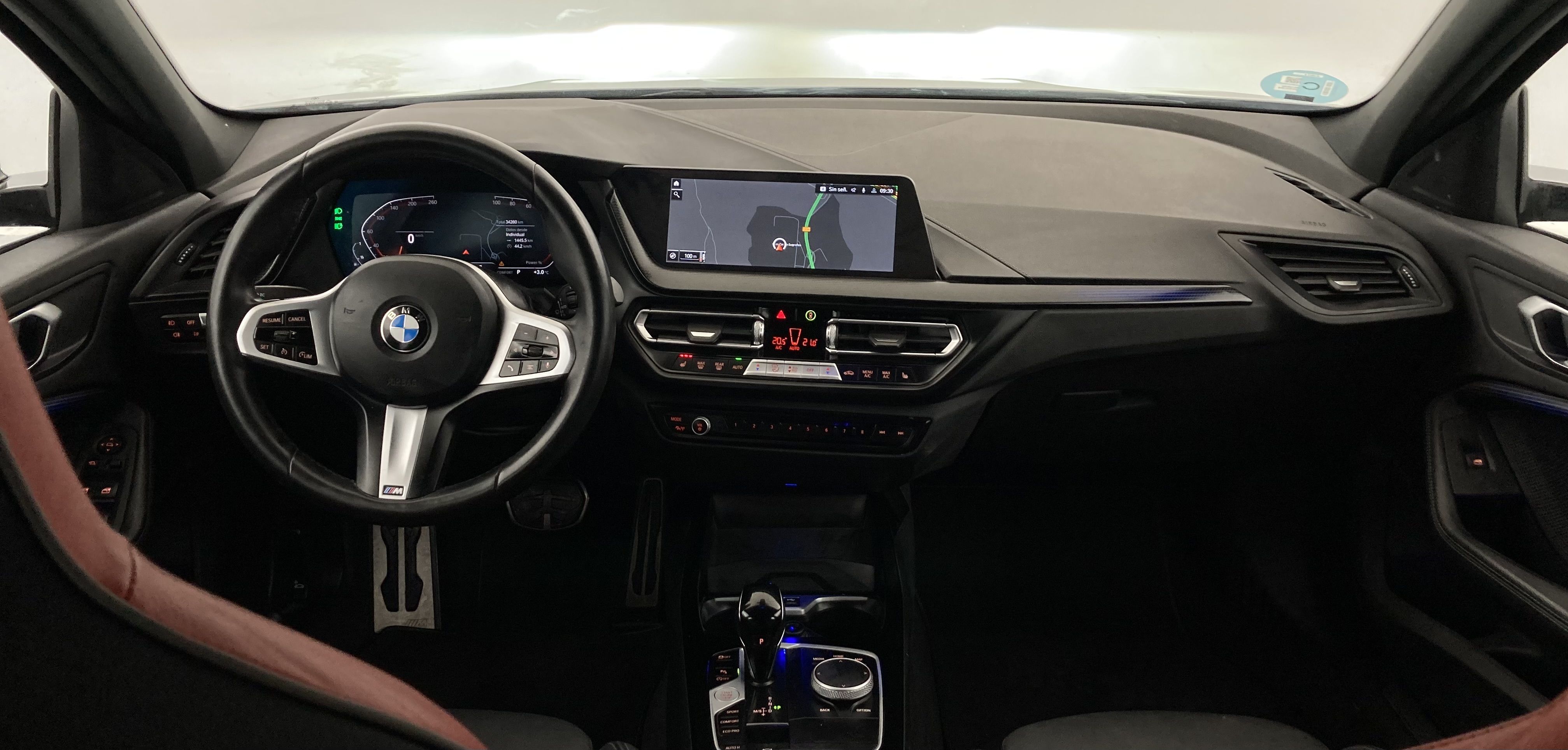 bmw serie 1 m sport colorvision 118I 136 STEPTRONIC 2024 skyscraper grau 22