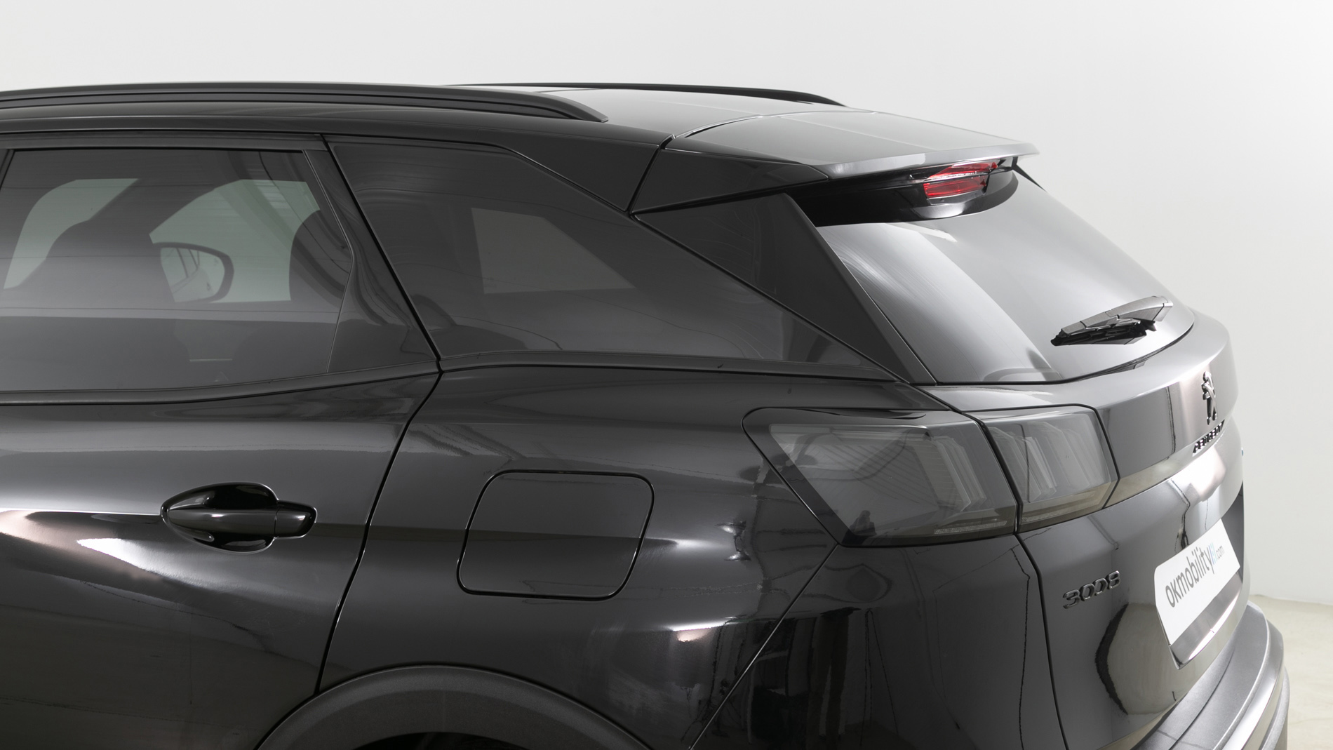 peugeot 3008 gt pack 1.6 HYBRID 300 EAT PHEV 2021 negro perla nera 35