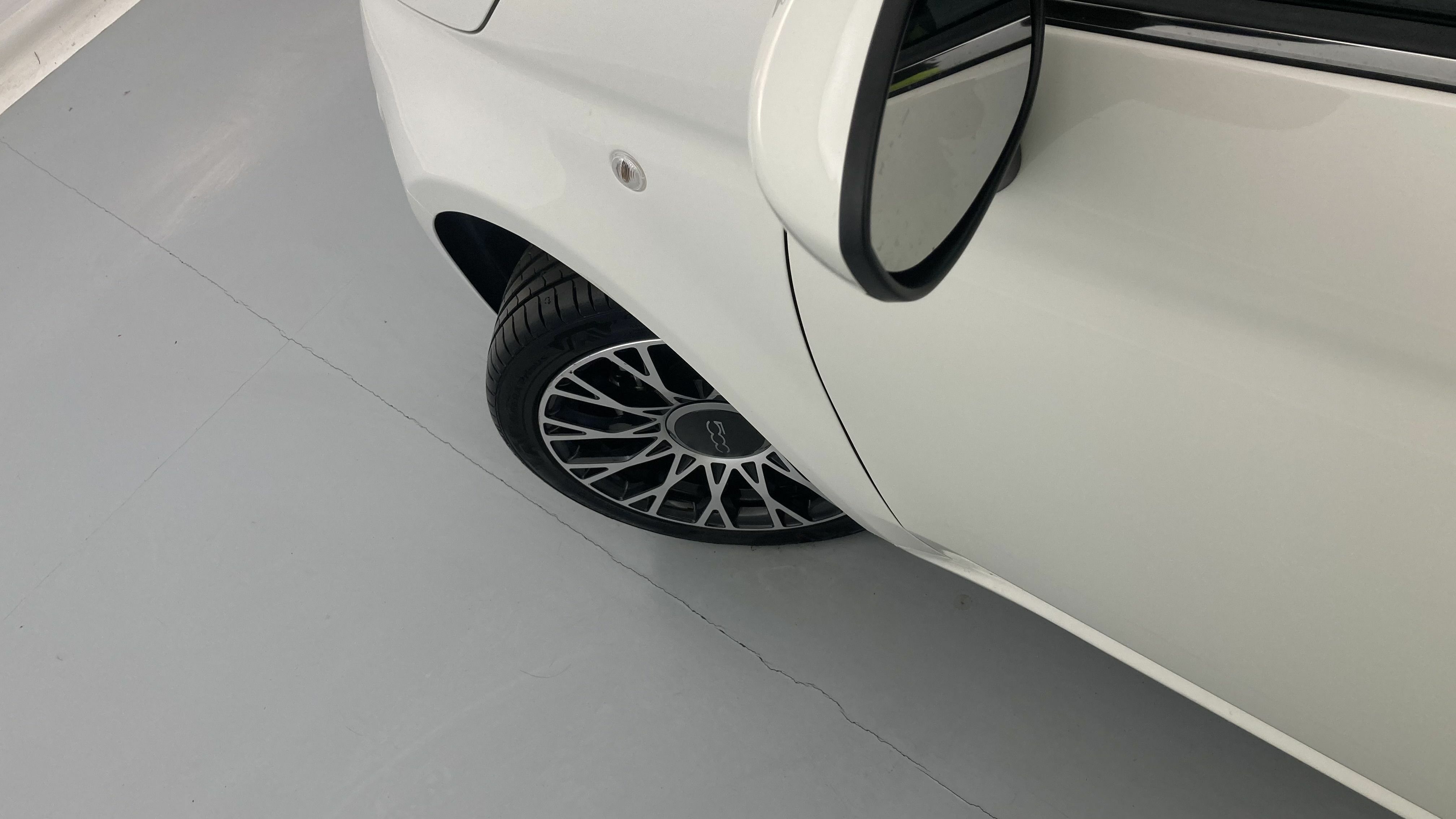 fiat 500c dolcevita 1.0 HYBRID 70 MHEV 2024 bianco 27