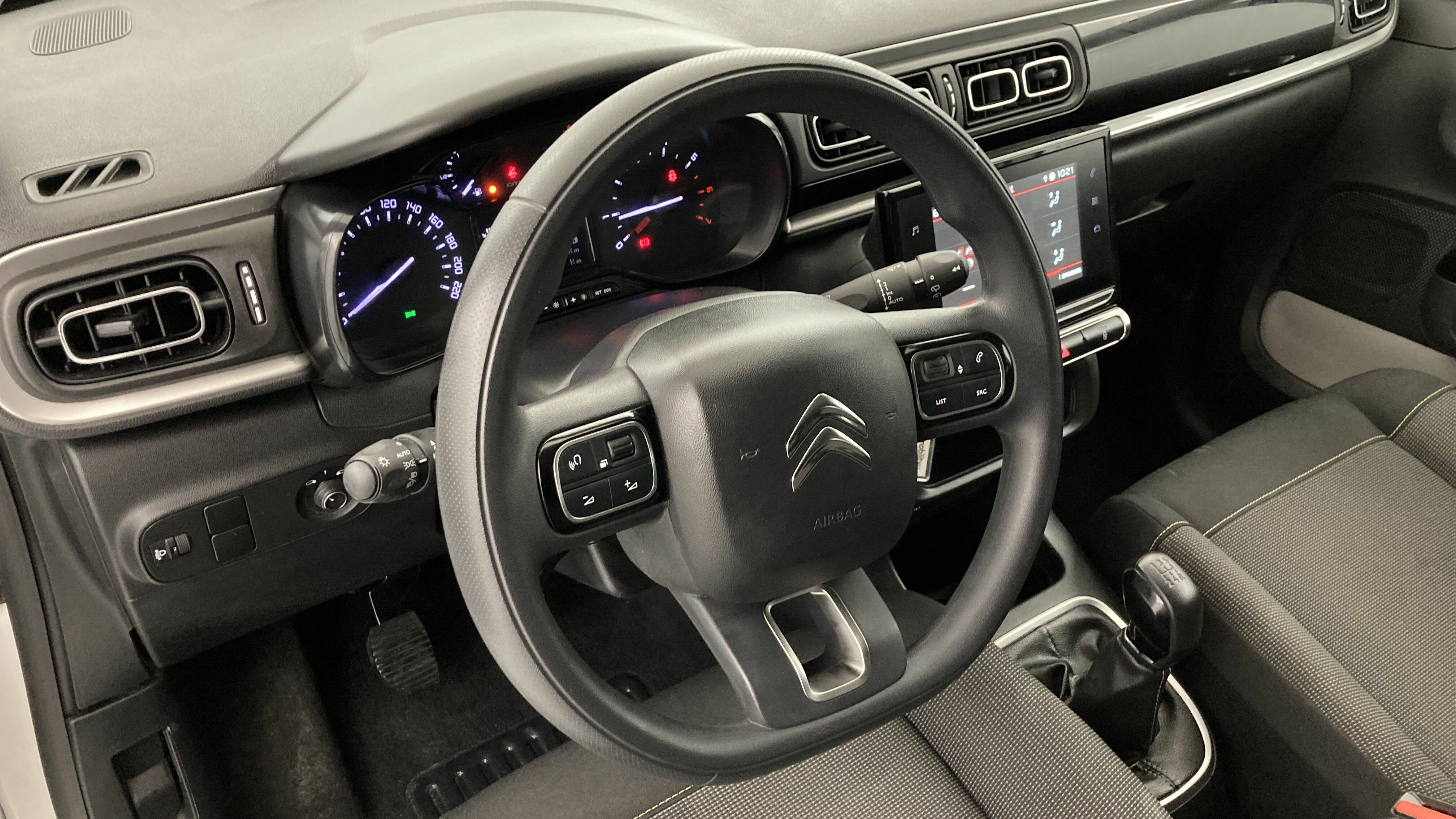 citroen c3 origin max 1.2 PURETECH 83 2024 blanco banquise / negro 16