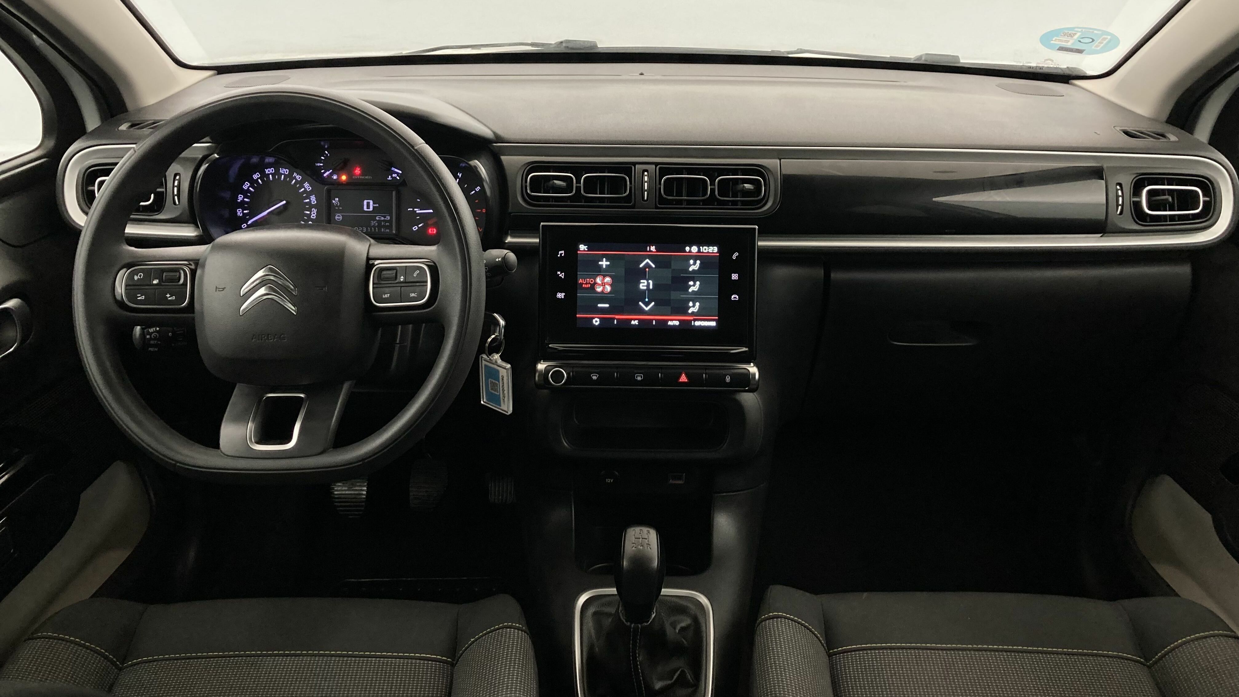 citroen c3 origin max 1.2 PURETECH 83 2024 blanco banquise / negro 17