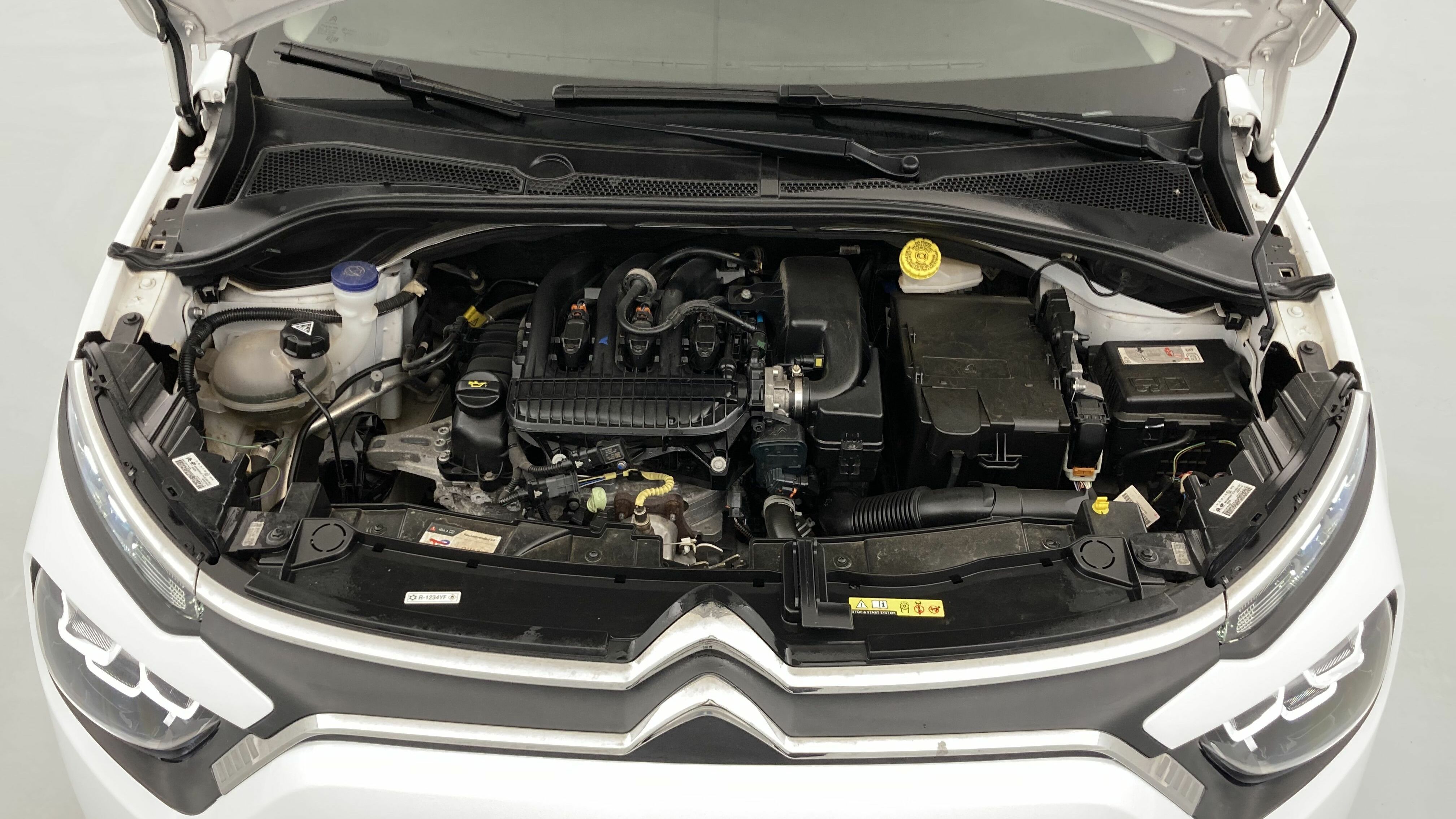 citroen c3 origin max 1.2 PURETECH 83 2024 blanco banquise / negro 26