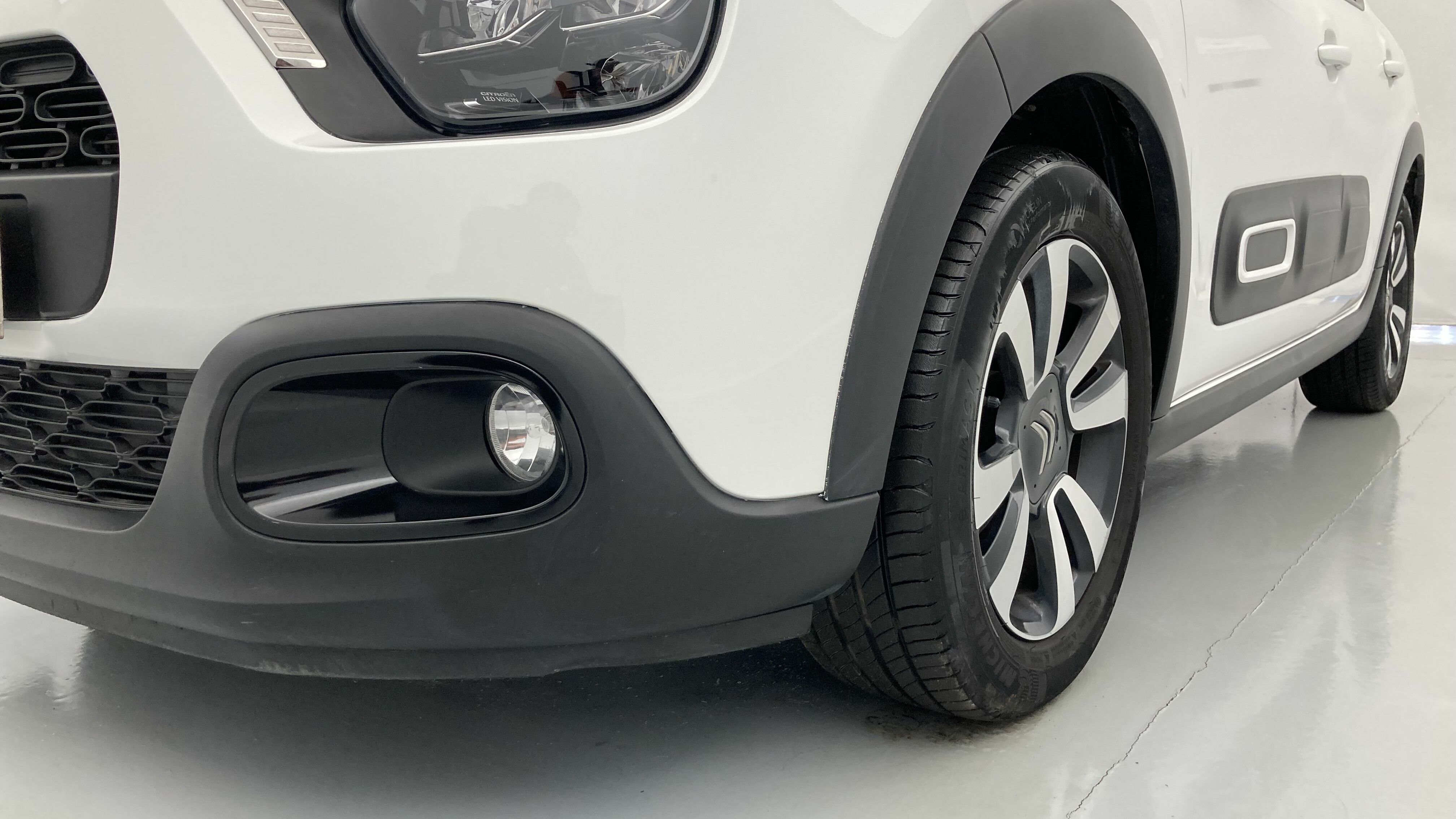 citroen c3 origin max 1.2 PURETECH 83 2024 blanco banquise / negro 27