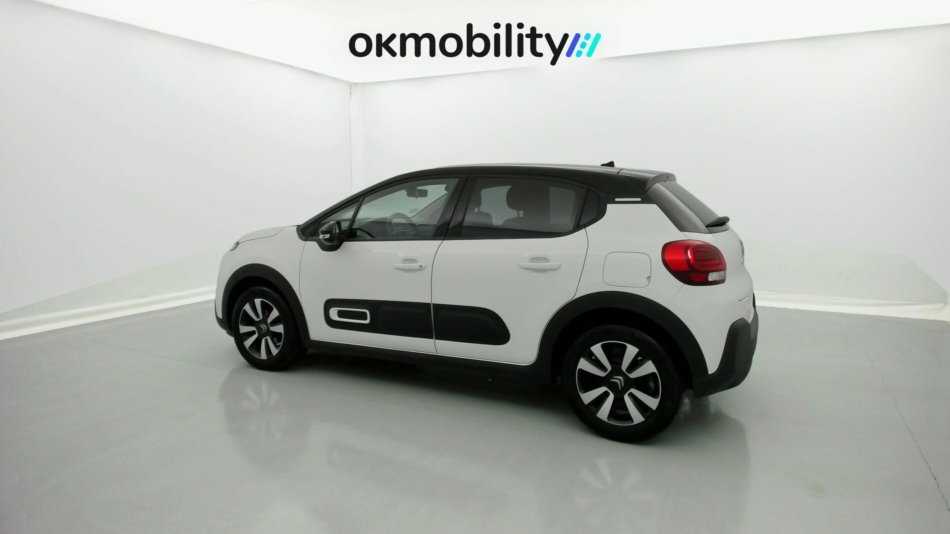 citroen c3 origin max 1.2 PURETECH 83 2024 blanco banquise / negro 9