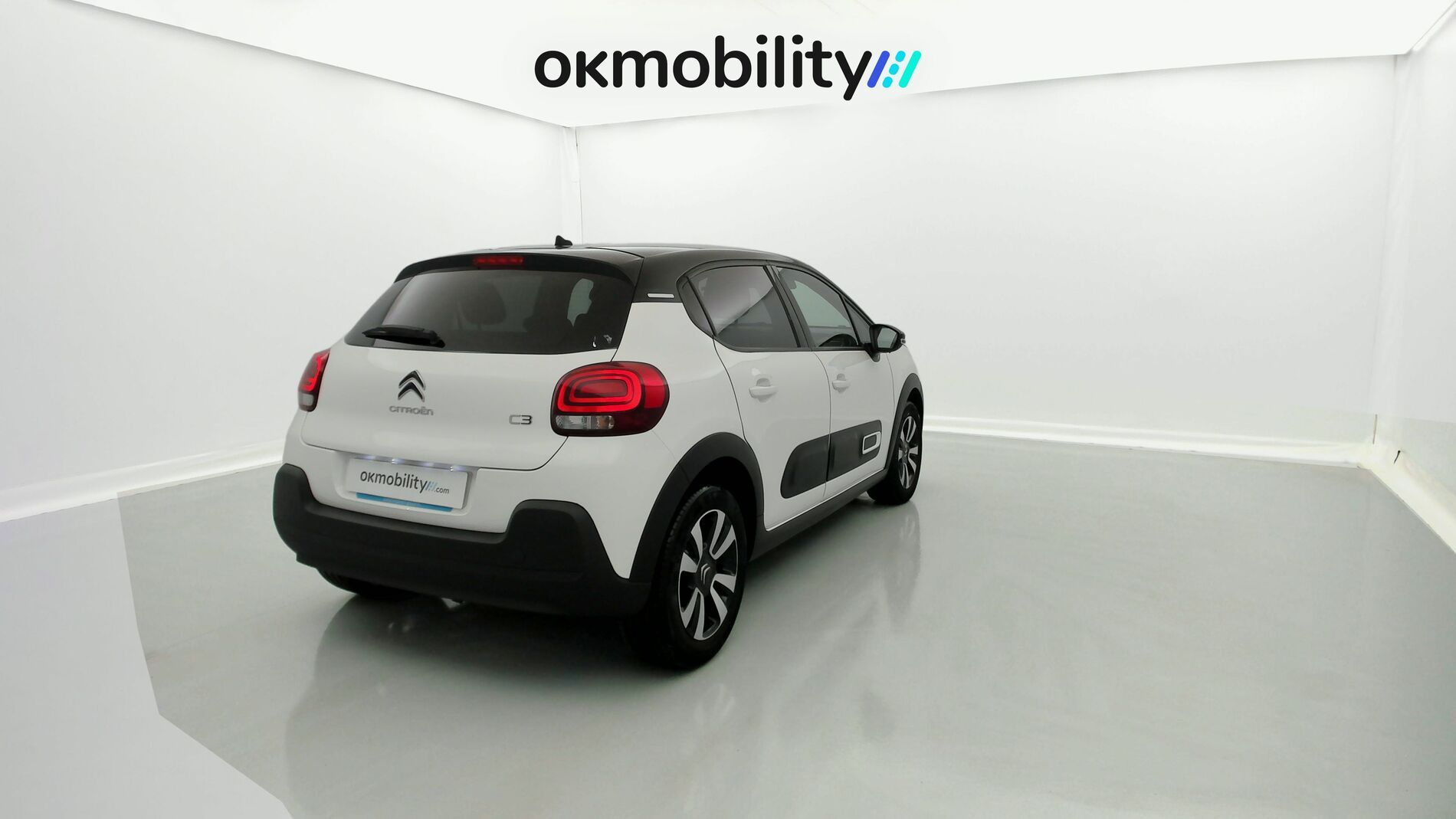 citroen c3 origin max 1.2 PURETECH 83 2024 blanco banquise / negro 12