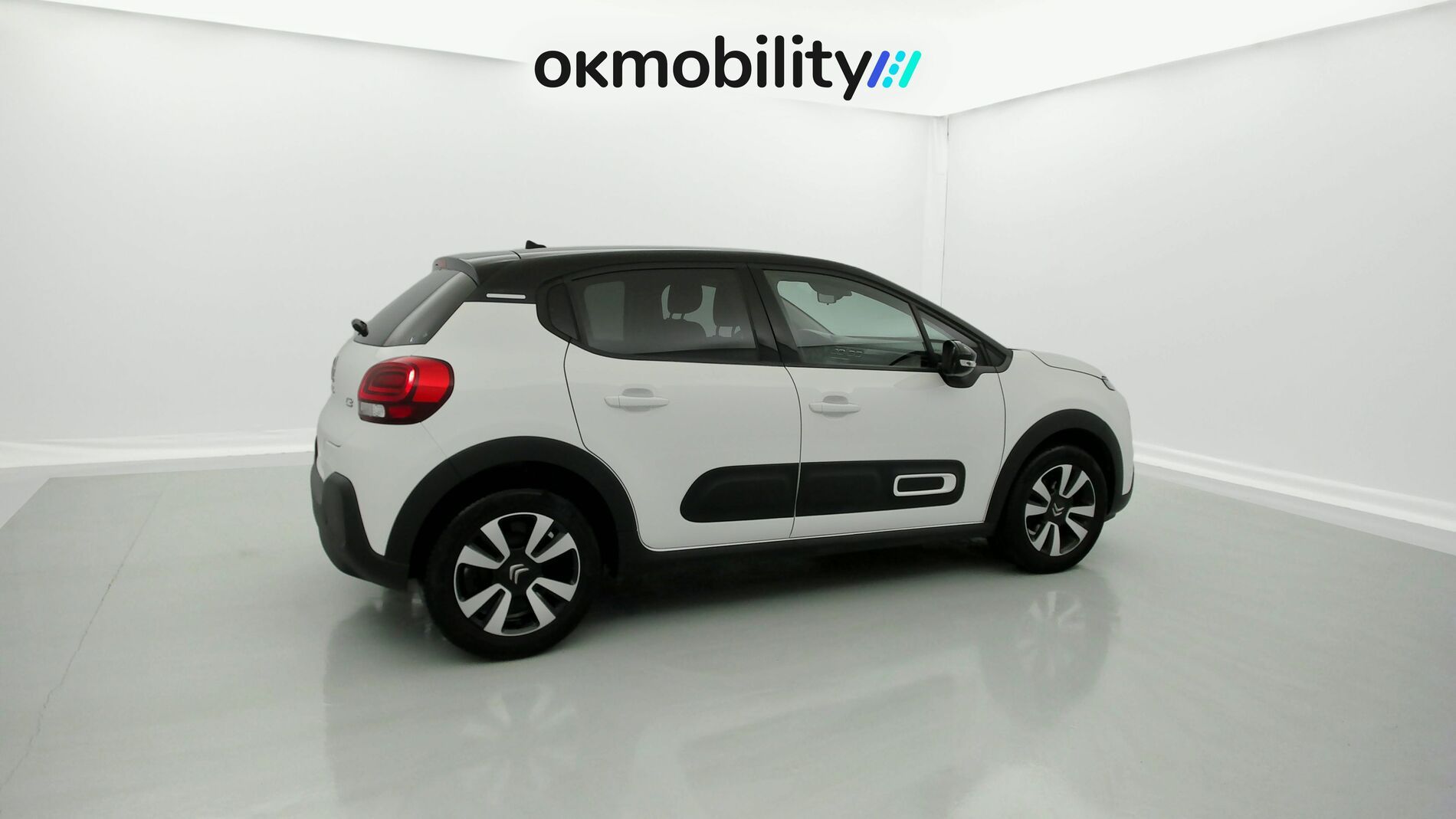 citroen c3 origin max 1.2 PURETECH 83 2024 blanco banquise / negro 13