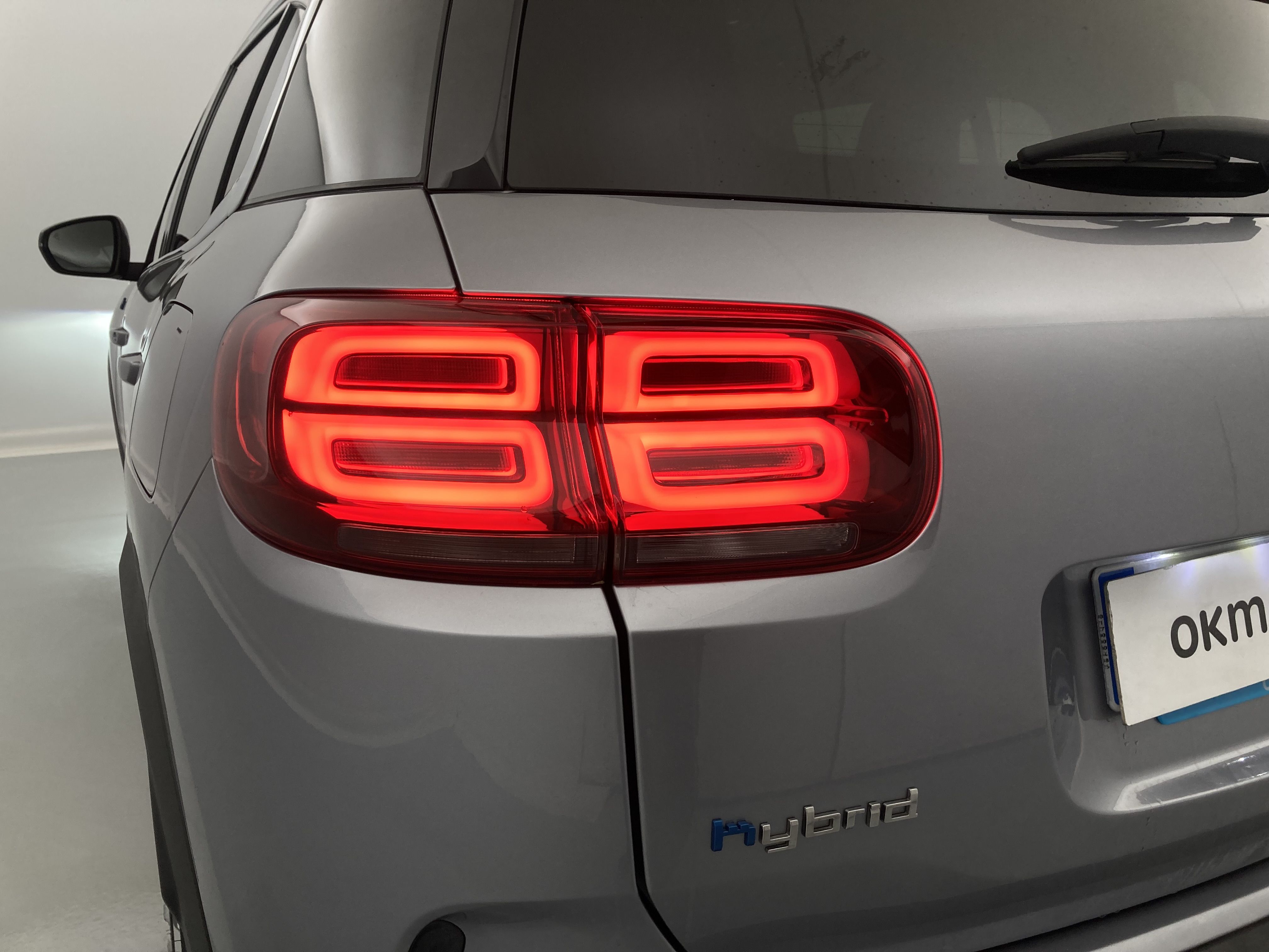 citroen c5 aircross shine 1.6 PURETECH HYBRID 225 E-EAT 2022 gris acier / negro 17