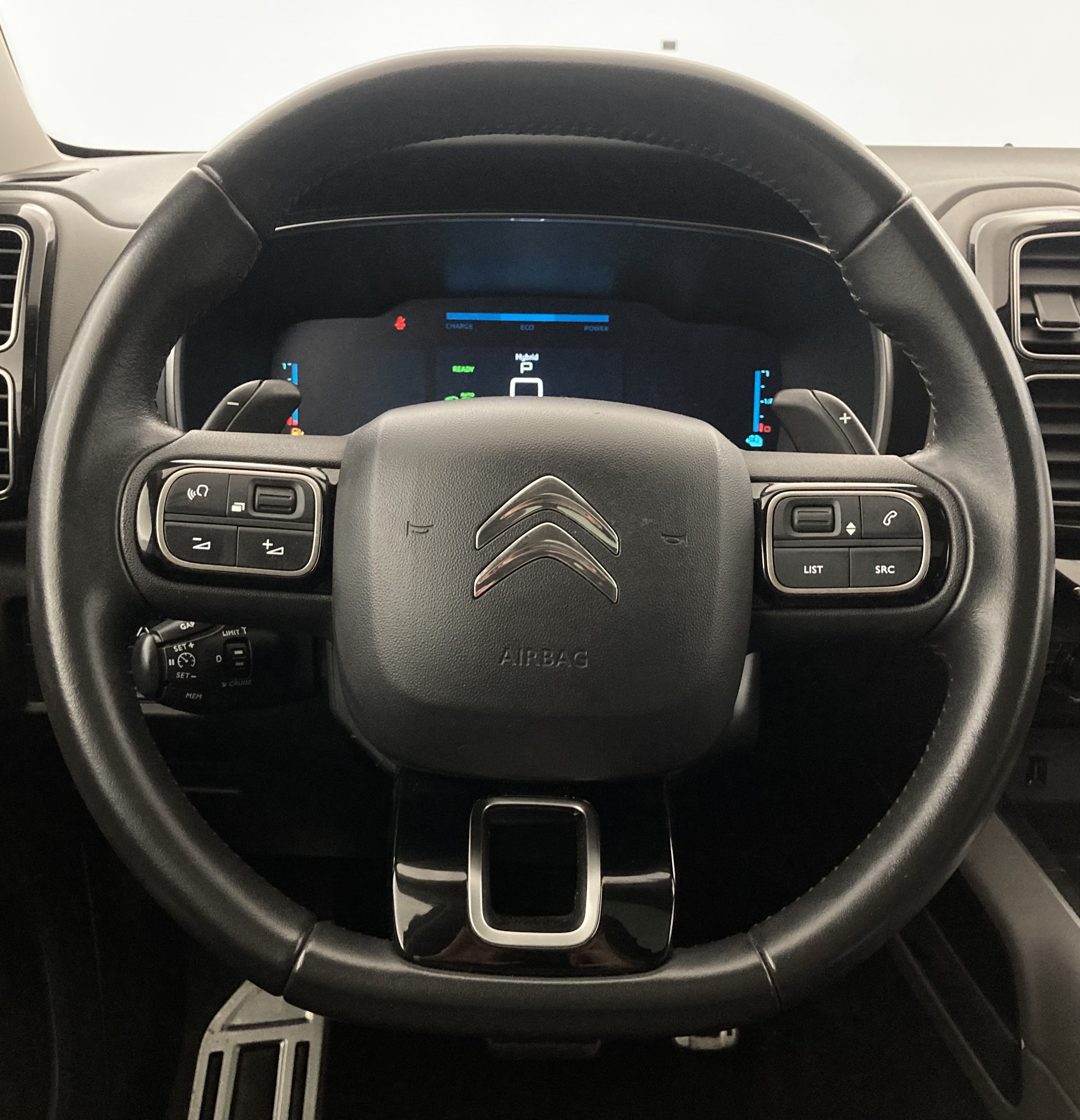 citroen c5 aircross shine 1.6 PURETECH HYBRID 225 E-EAT 2022 gris acier / negro 22