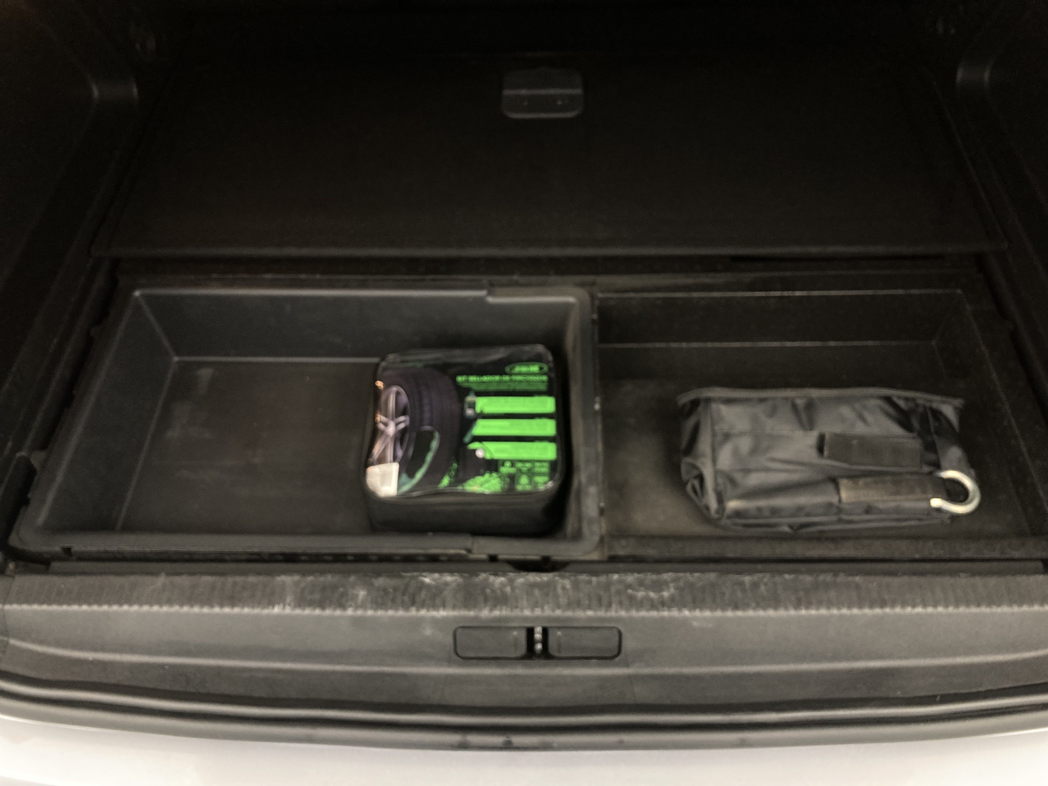 citroen c5 aircross shine 1.6 PURETECH HYBRID 225 E-EAT 2022 gris acier / negro 26