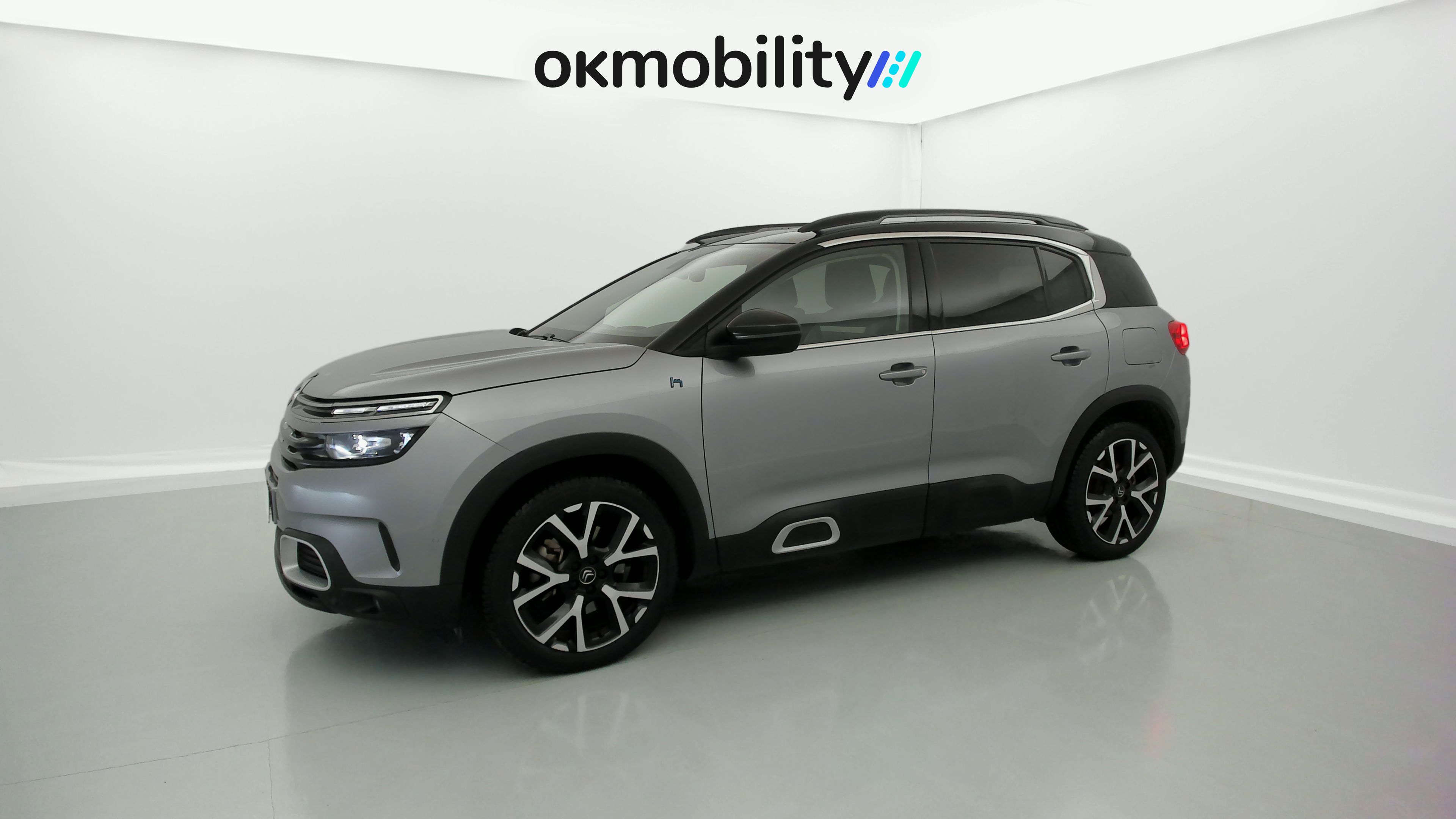 citroen c5 aircross shine 1.6 PURETECH HYBRID 225 E-EAT 2022 gris acier / negro 8